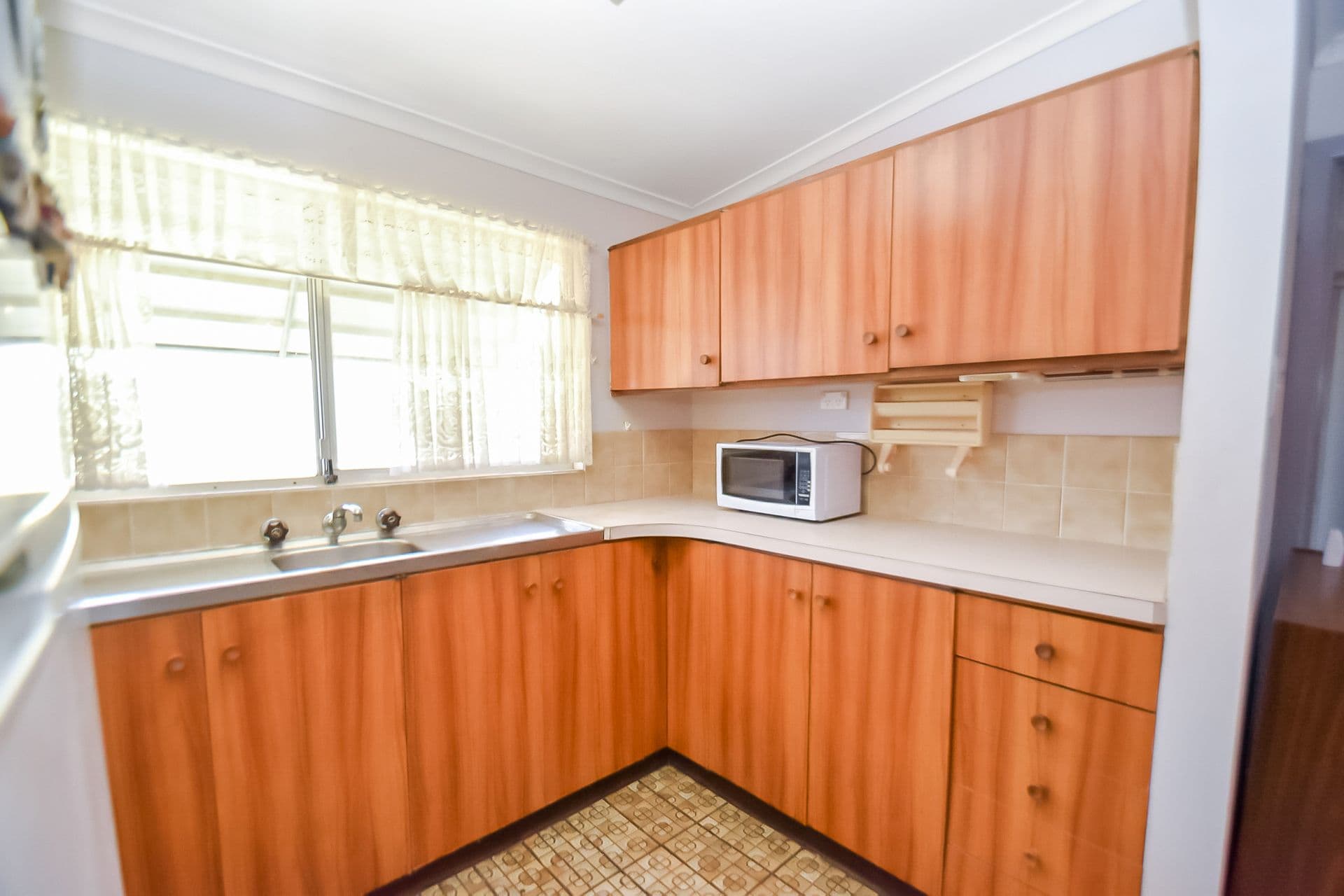 233 Chapple Street, Broken Hill, NSW, 2880, Broken Hill - Thumbnail 3