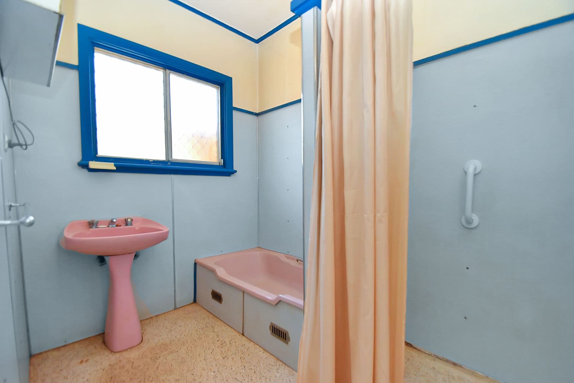 319 Wandoo Street, Broken Hill, NSW, 2880, Broken Hill - Thumbnail 6