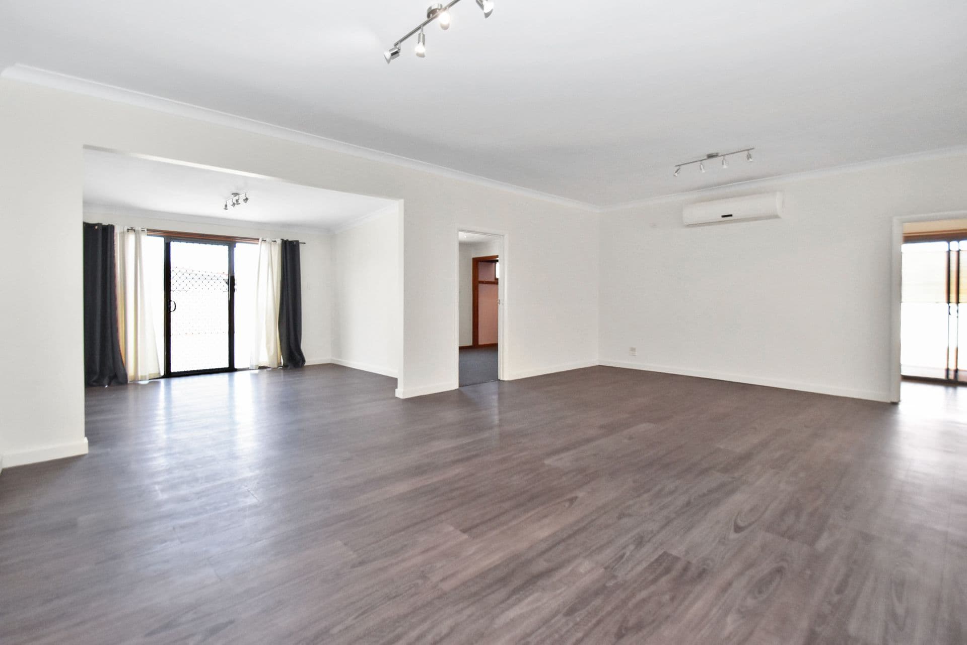 87 Gypsum Street, Broken Hill, NSW, 2880, Broken Hill - Thumbnail 2