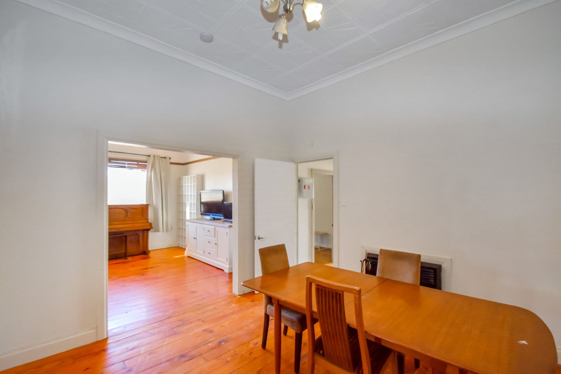 145 Piper Street, Broken Hill, NSW, 2880, Broken Hill - Thumbnail 2