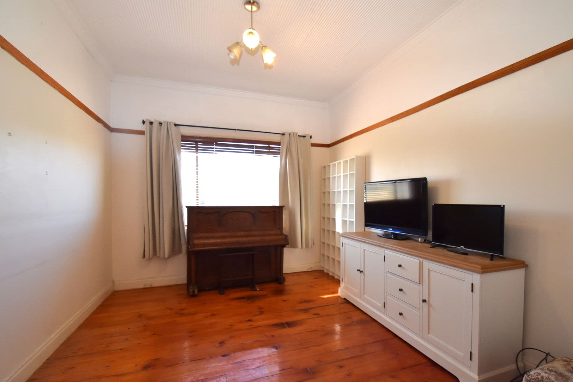 145 Piper Street, Broken Hill, NSW, 2880, Broken Hill - Thumbnail 3