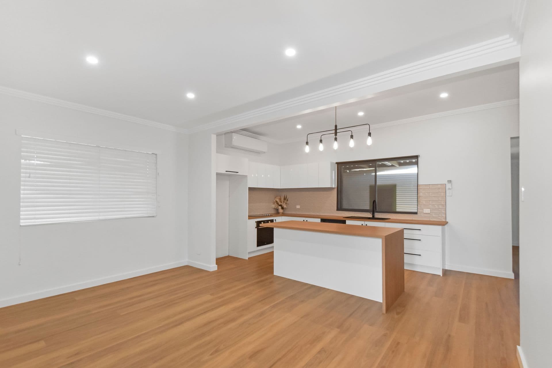531 Fisher Street, Broken Hill, NSW, 2880, Broken Hill - Thumbnail 2