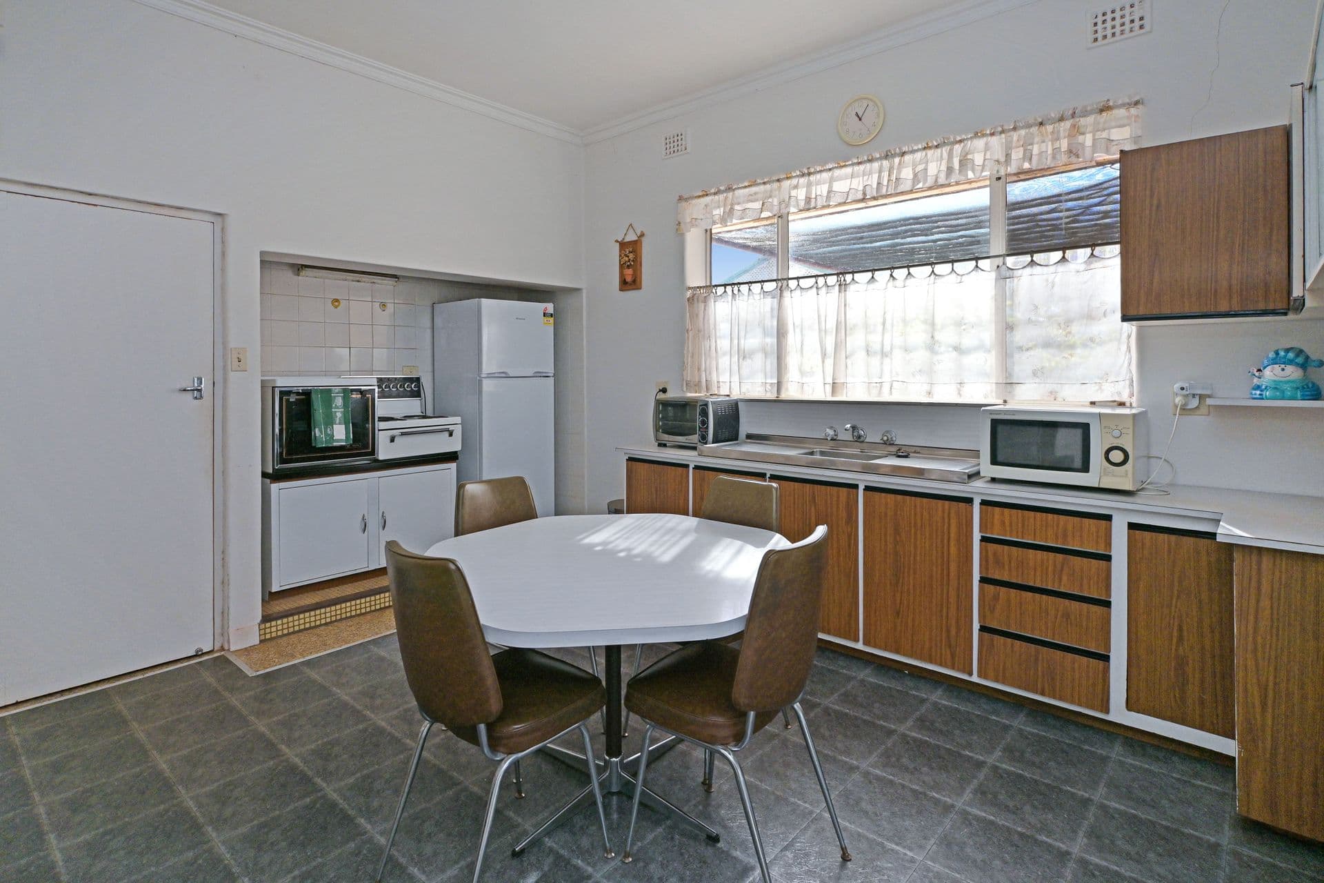 24 Thomas Street, Broken Hill, NSW, 2880, Broken Hill - Thumbnail 3