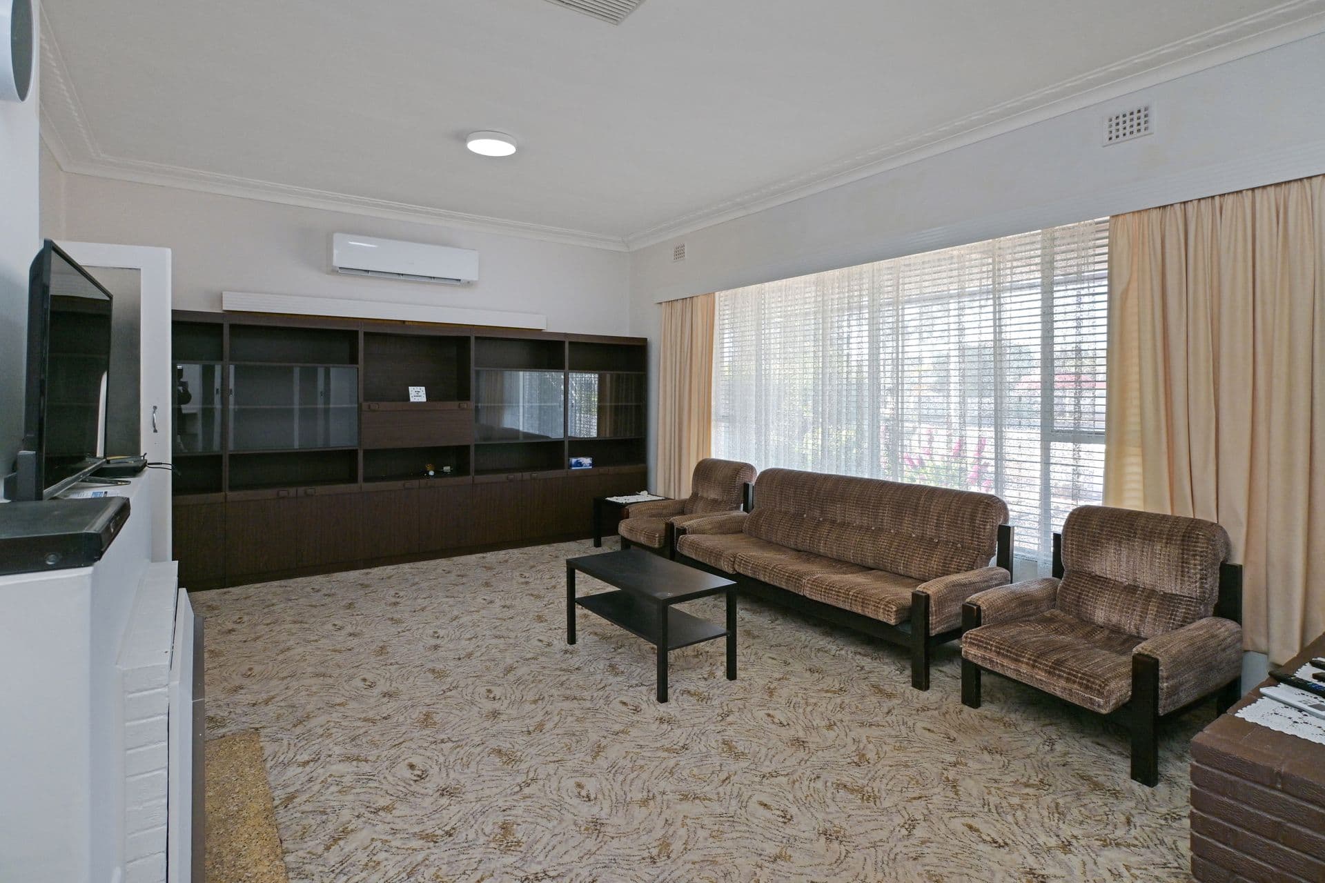 24 Thomas Street, Broken Hill, NSW, 2880, Broken Hill - Thumbnail 2