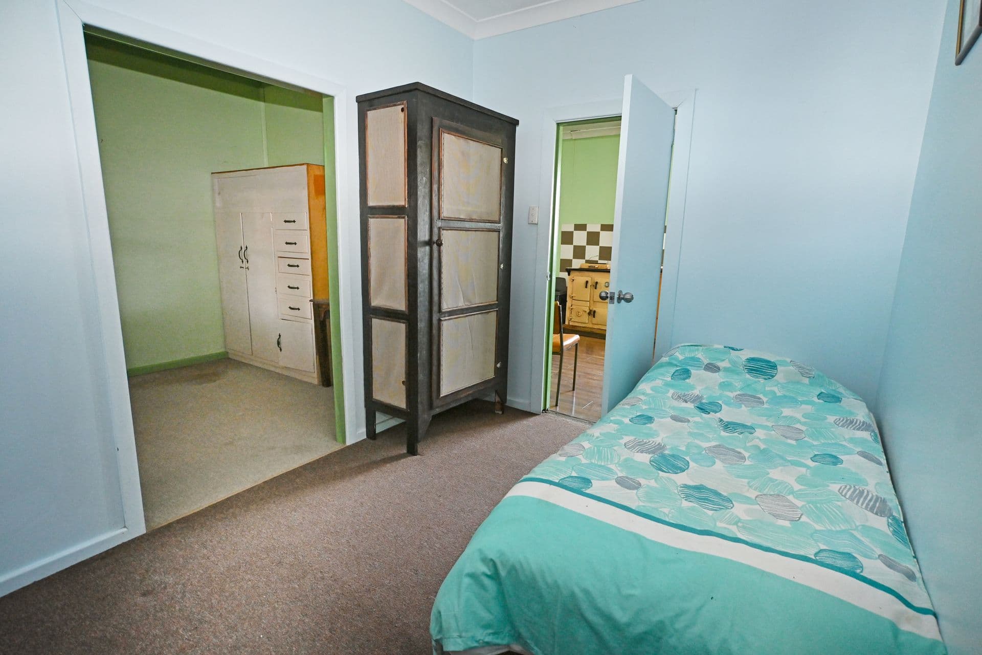 32 Henley Street, Menindee, NSW, 2879, Menindee - Thumbnail 6