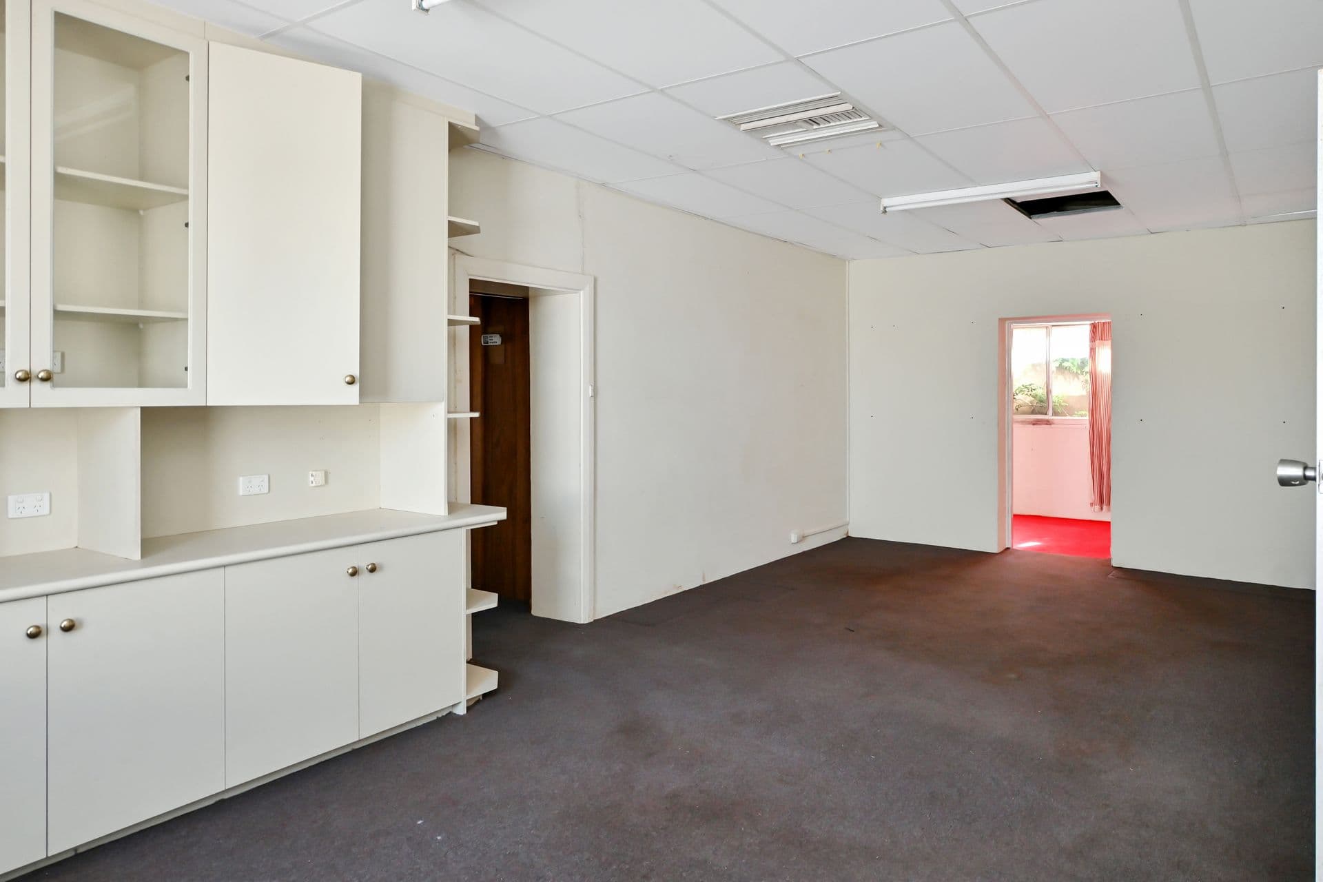 305 Patton Street, Broken Hill, NSW, 2880, Broken Hill - Thumbnail 2