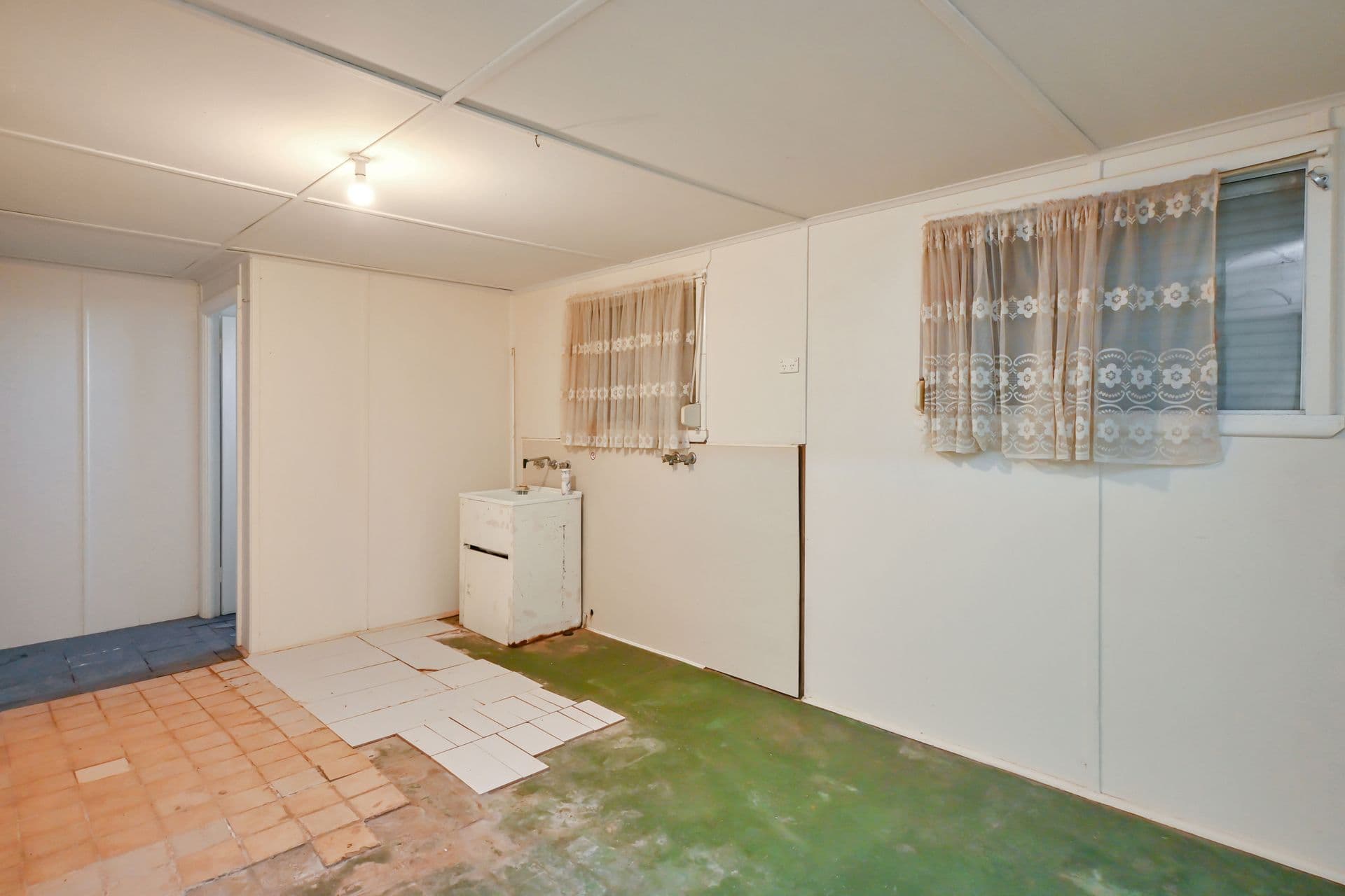 305 Patton Street, Broken Hill, NSW, 2880, Broken Hill - Thumbnail 7