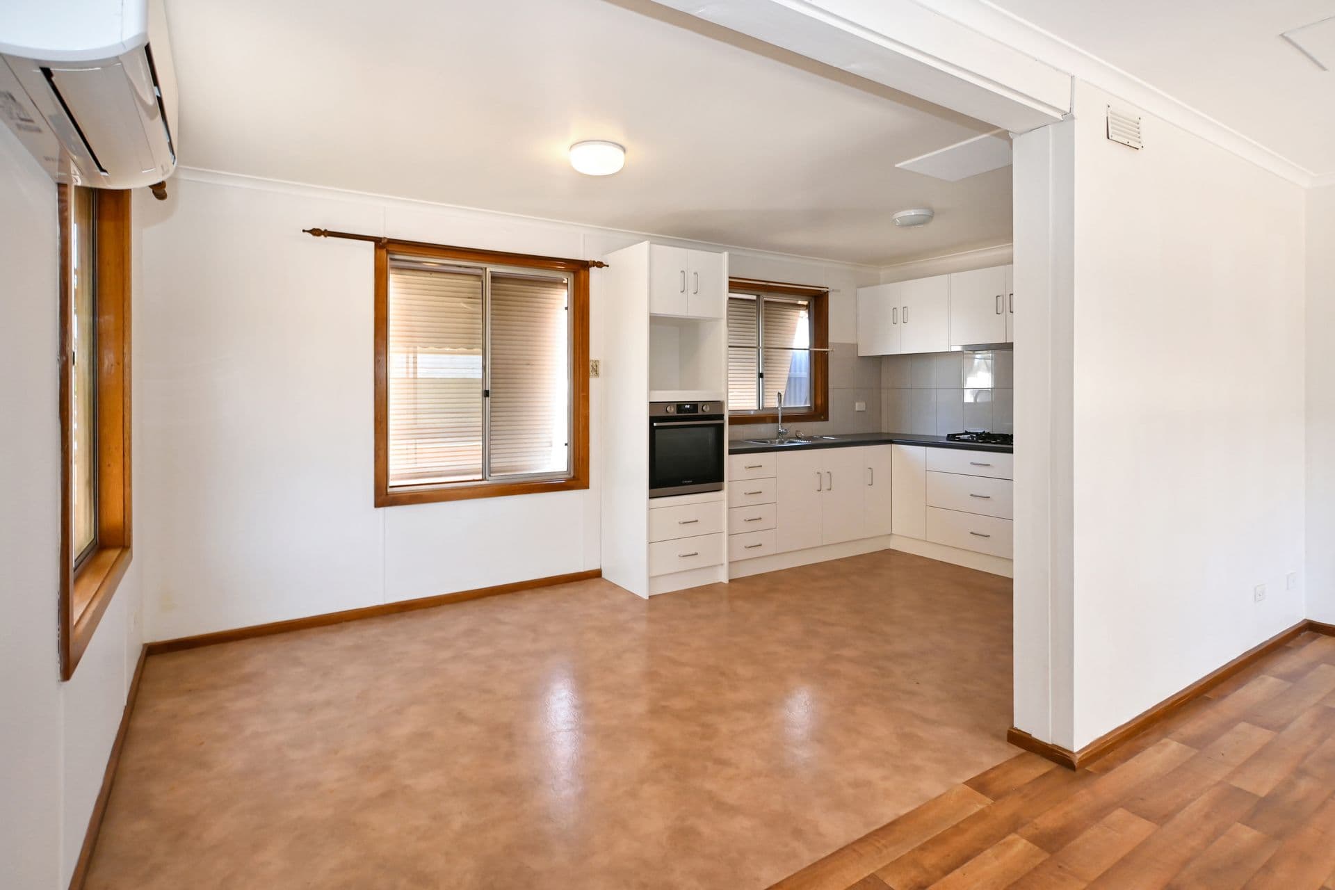 107 Nicholls Street, Broken Hill, NSW, 2880, Broken Hill - Thumbnail 4