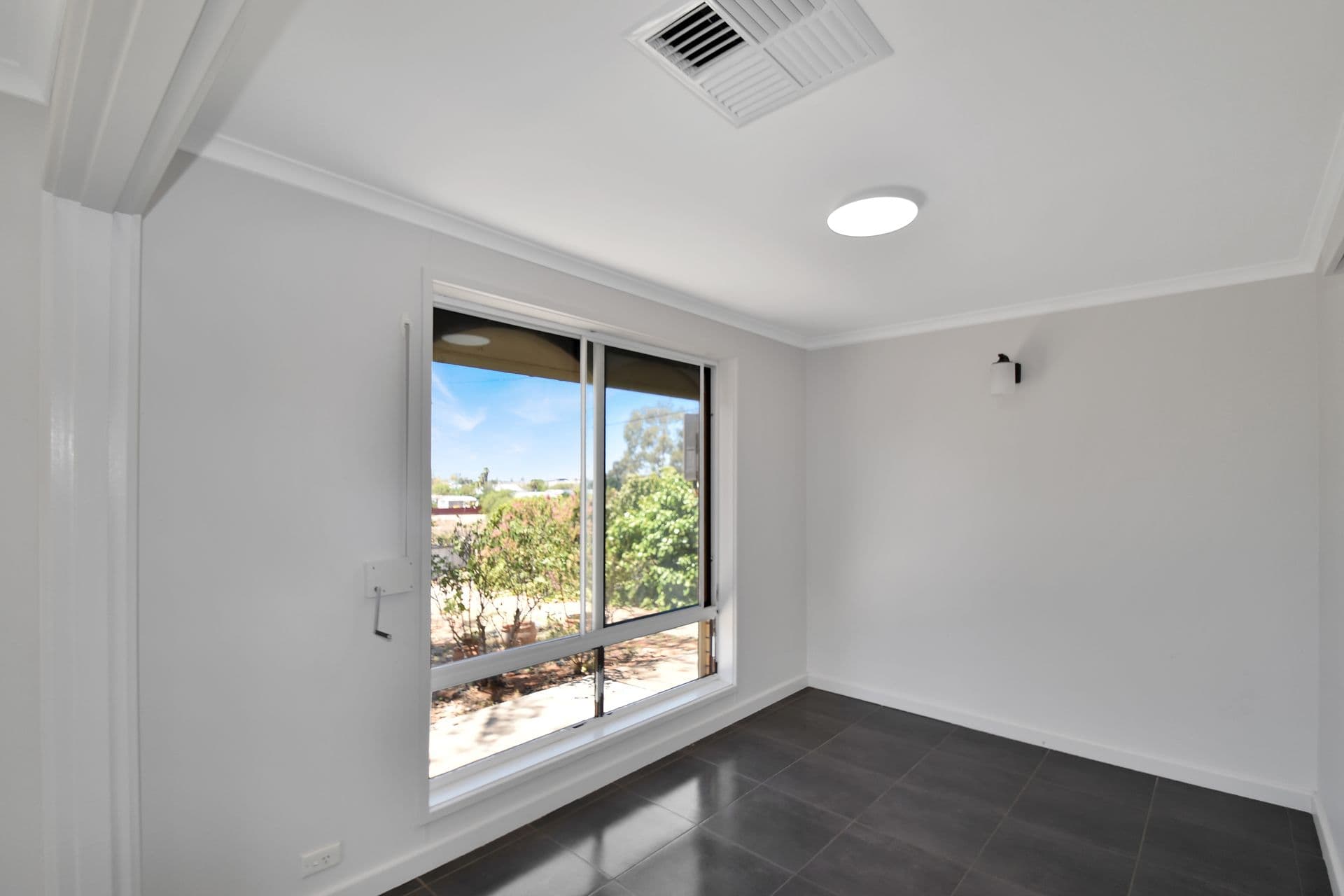 120 Wyman Street, Broken Hill, NSW, 2880, Broken Hill - Thumbnail 3