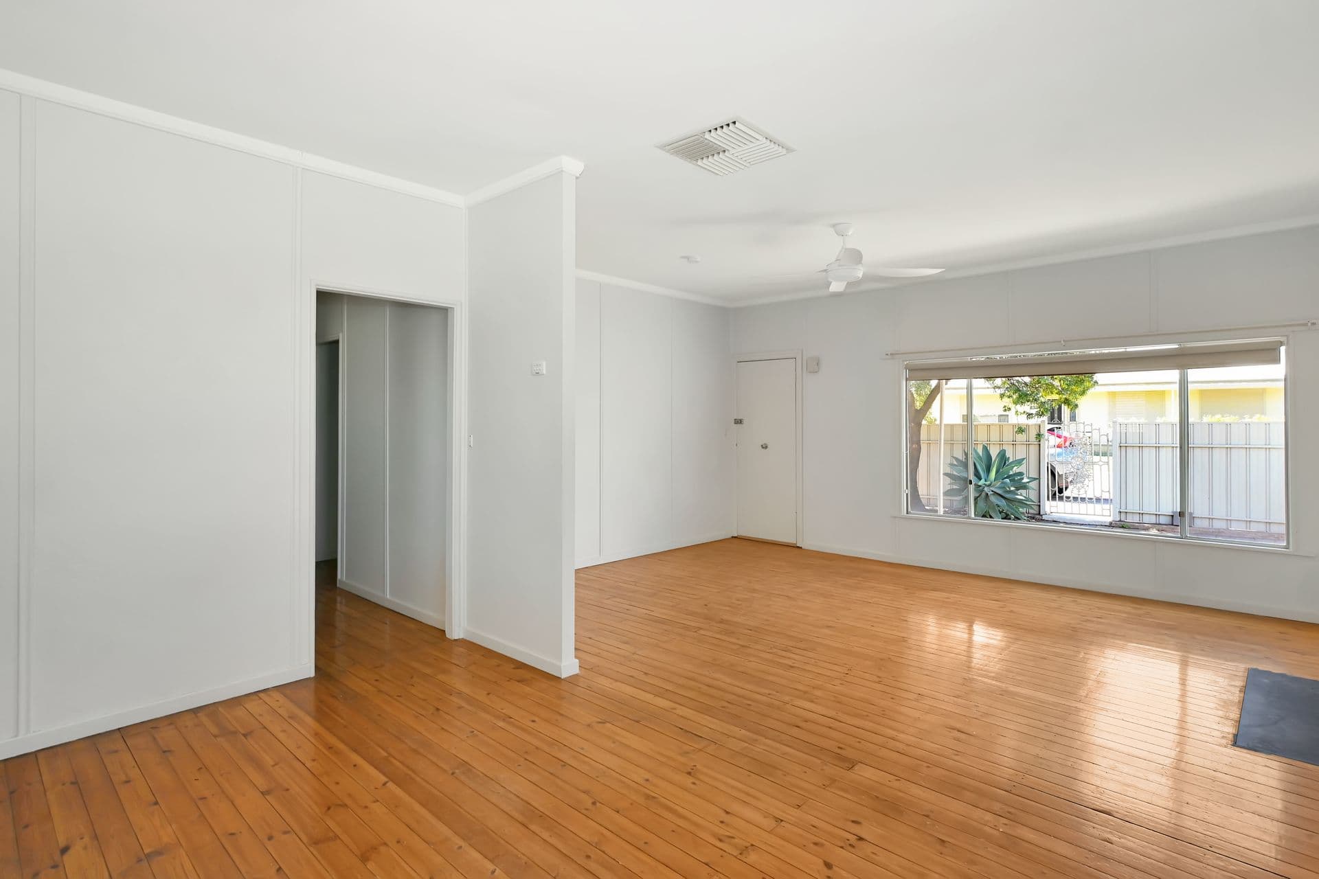 230 Knox Street, Broken Hill, NSW, 2880, Broken Hill - Thumbnail 2
