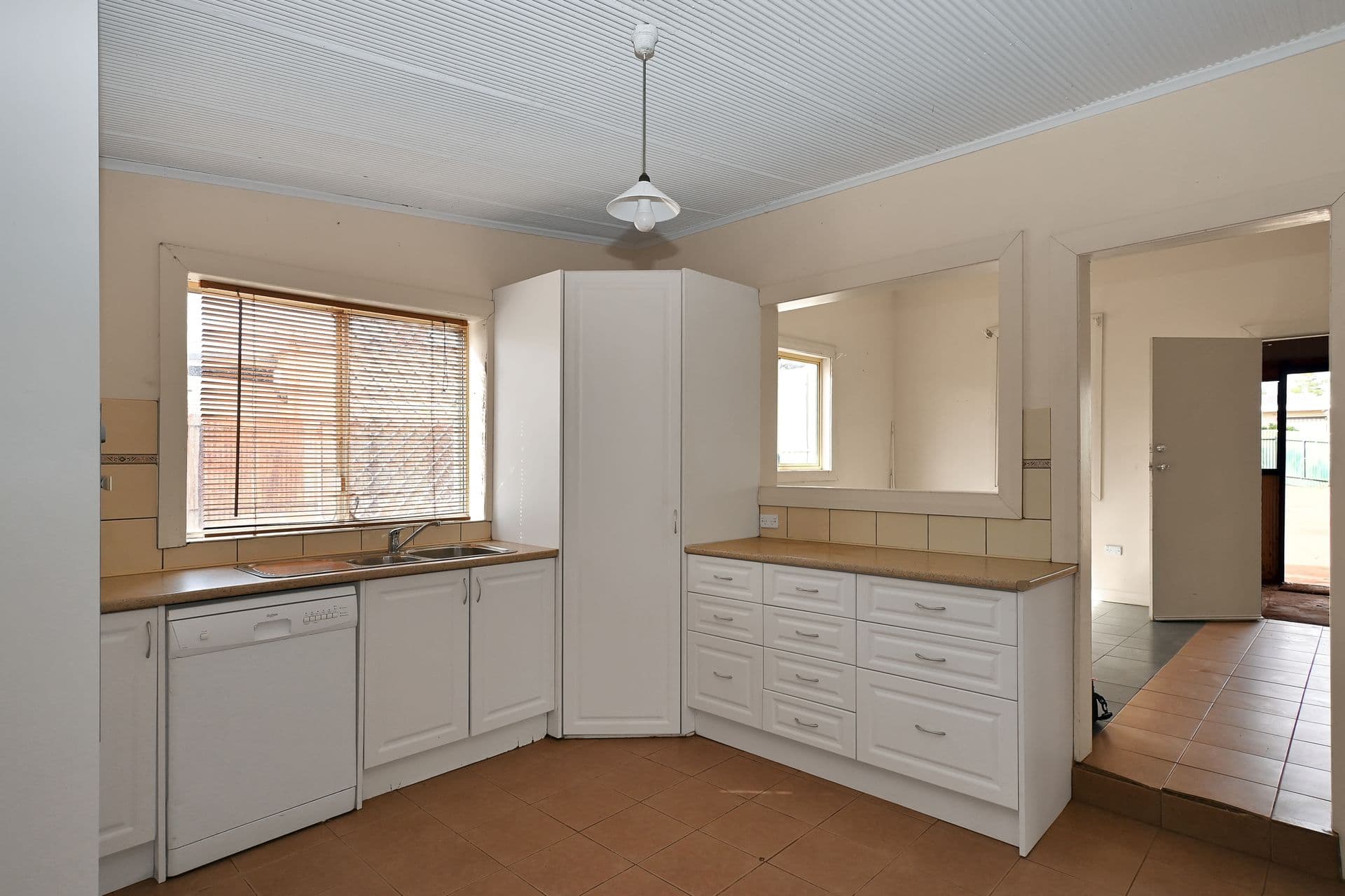 144 Newton Street, Broken Hill, NSW, 2880, Broken Hill - Thumbnail 5