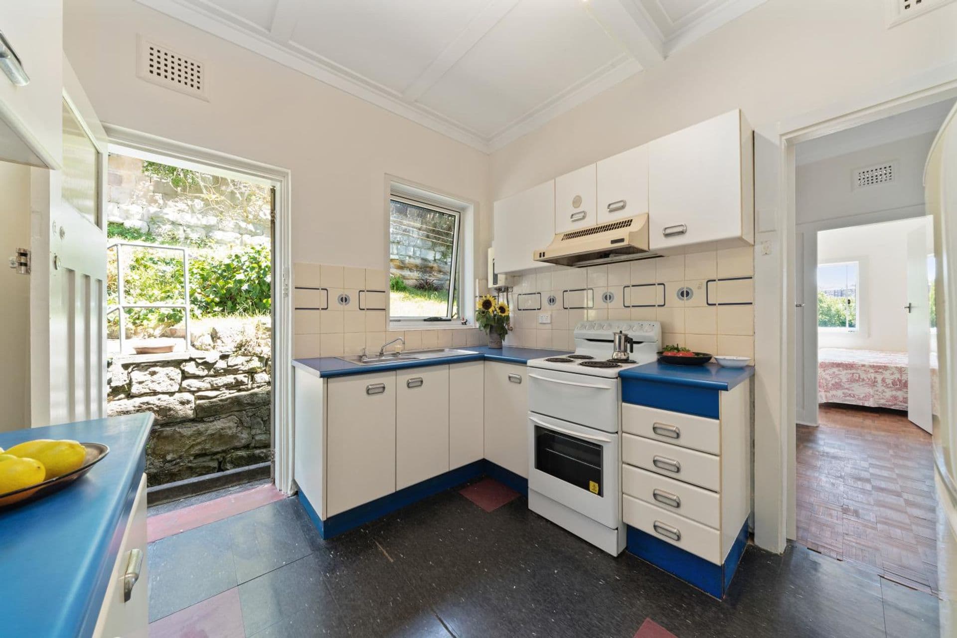 2/66 Birriga Road, Bellevue Hill, NSW, 2023, Bellevue Hill - Thumbnail 4