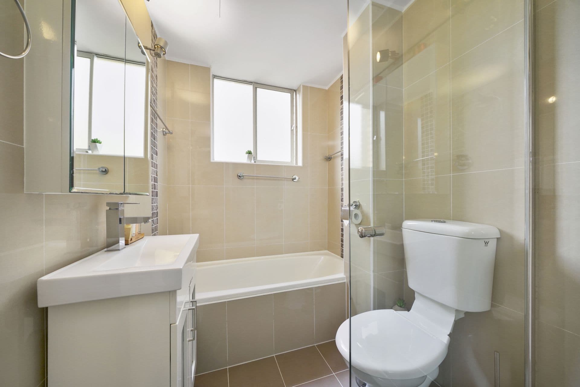 2/56 Penkivil Street, Bondi, NSW, 2026, Bondi - Thumbnail 5