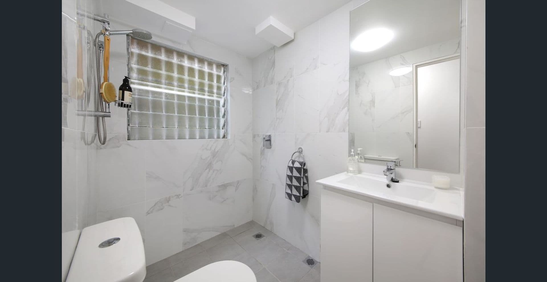 2/85 Chippendale Street, Claremont, TAS, 7011, Claremont - Thumbnail 4