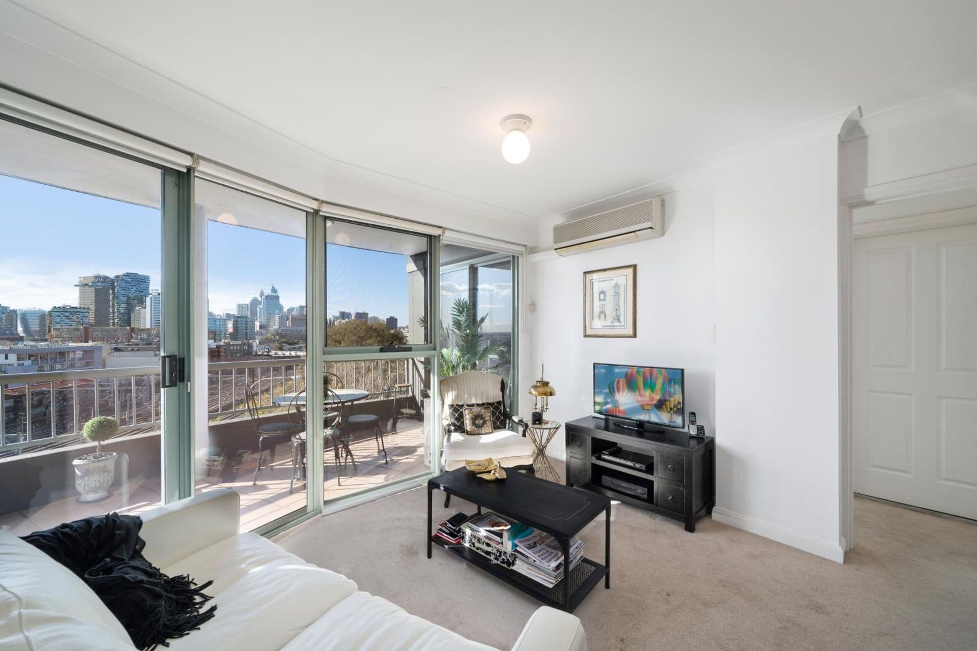 19/64-74  Lawson Square, Redfern, NSW, 2016, Redfern - Thumbnail 5