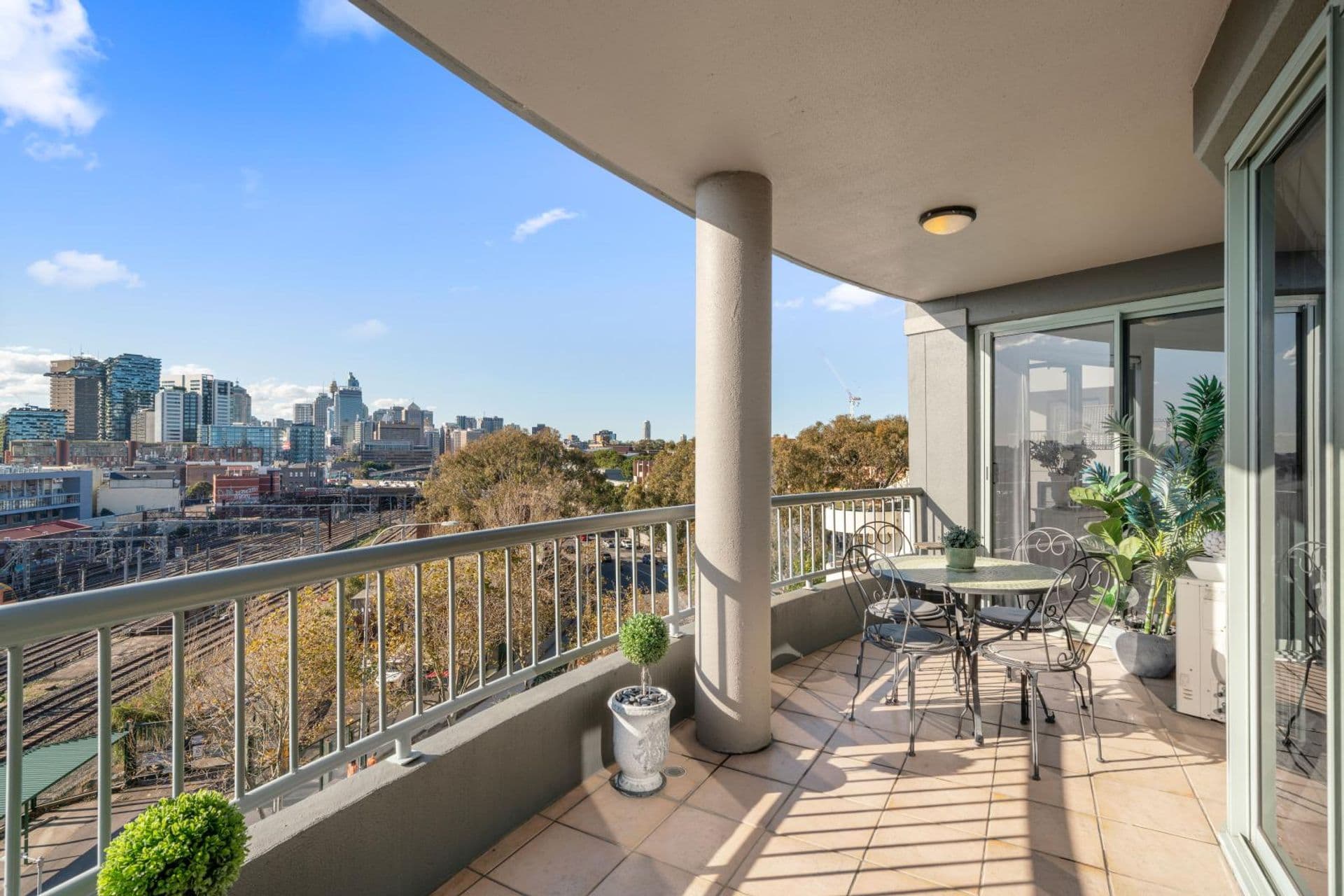 19/64-74  Lawson Square, Redfern, NSW, 2016, Redfern - Thumbnail 4