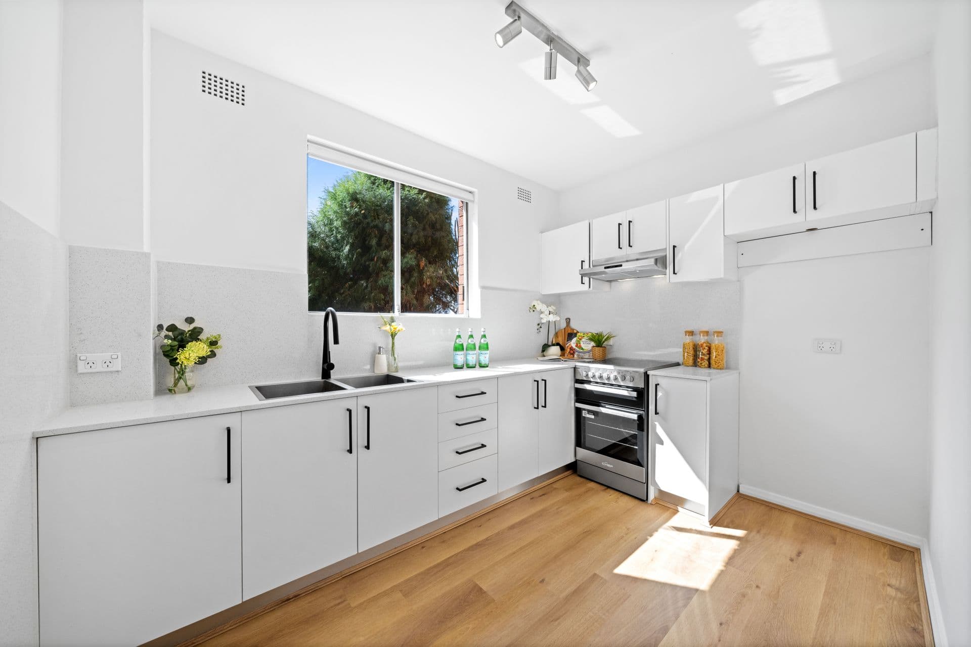 1/23 Wellington Street, Bondi, NSW, 2026, Bondi - Thumbnail 3