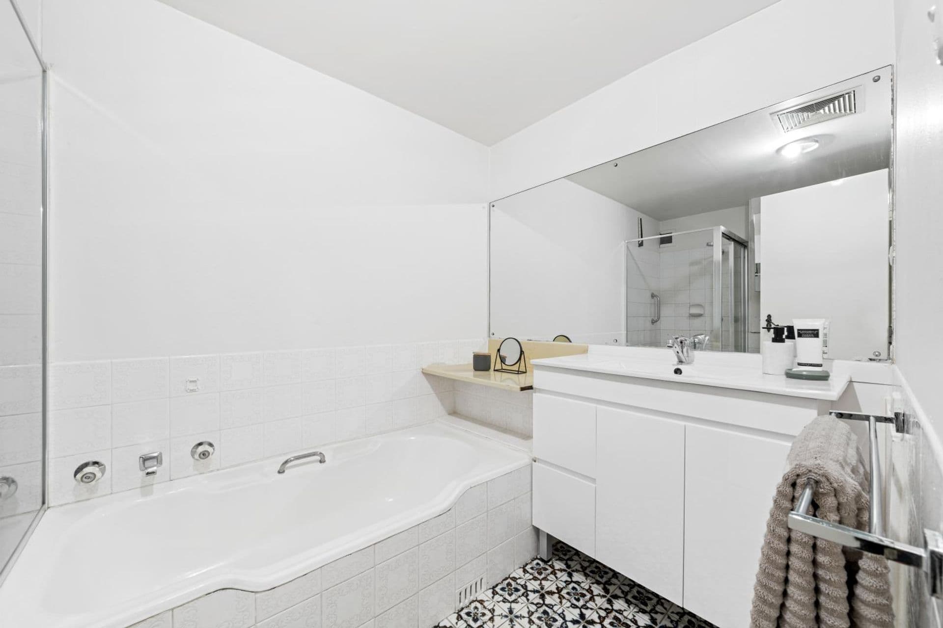 18/40 Penkivil Street, Bondi, NSW, 2026, Bondi - Thumbnail 8