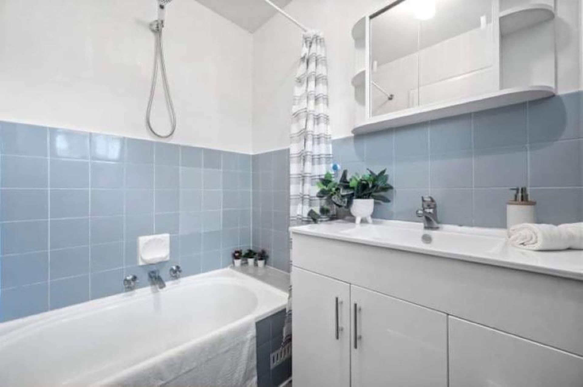 606/72-96 Henrietta Street, Waverley, NSW, 2024, Waverley - Thumbnail 8