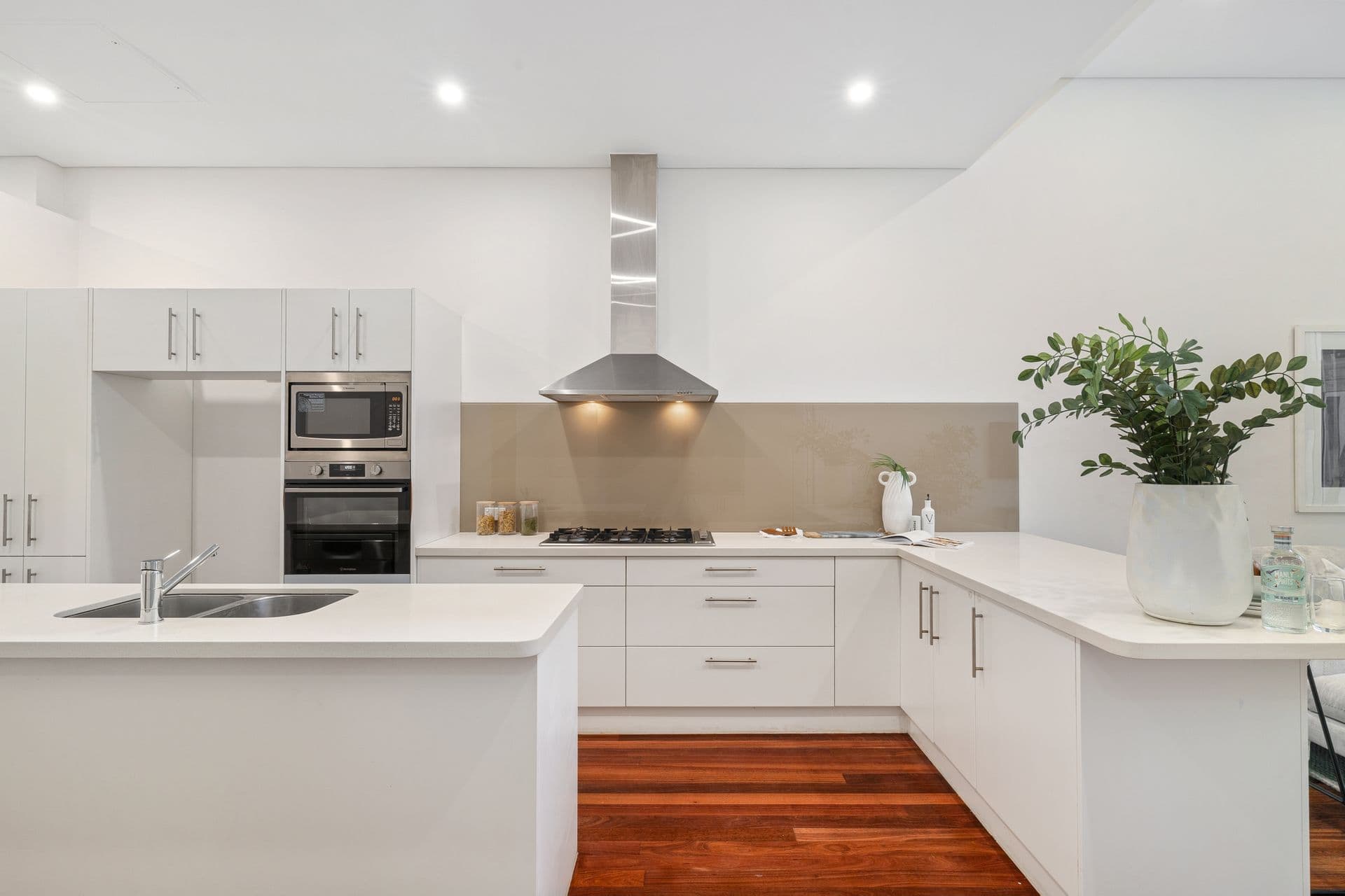 97 Newland Street, Bondi Junction, NSW, 2022, Bondi Junction - Thumbnail 2