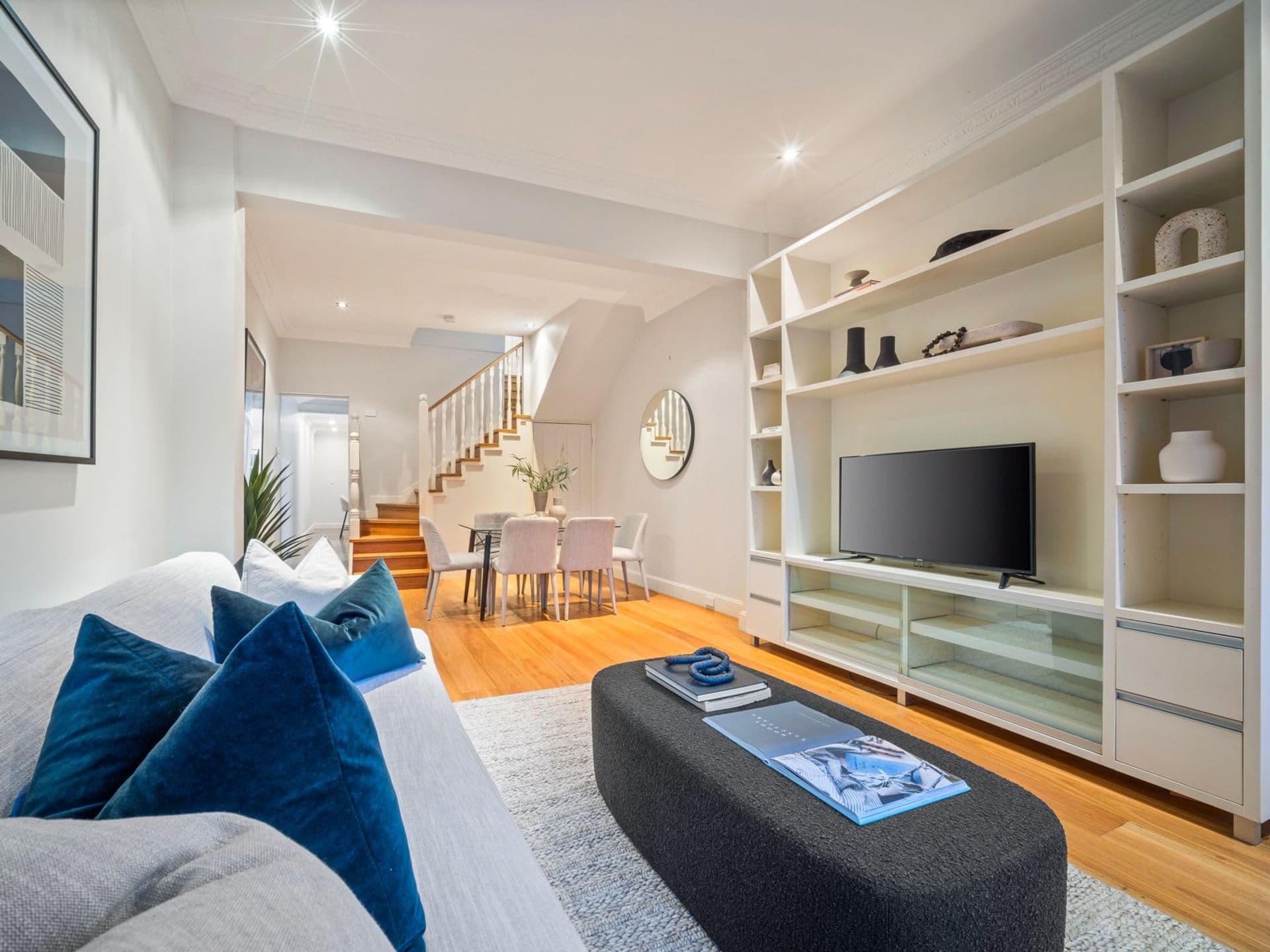 242 Henderson Road, Alexandria, NSW, 2015, Alexandria - Thumbnail 2