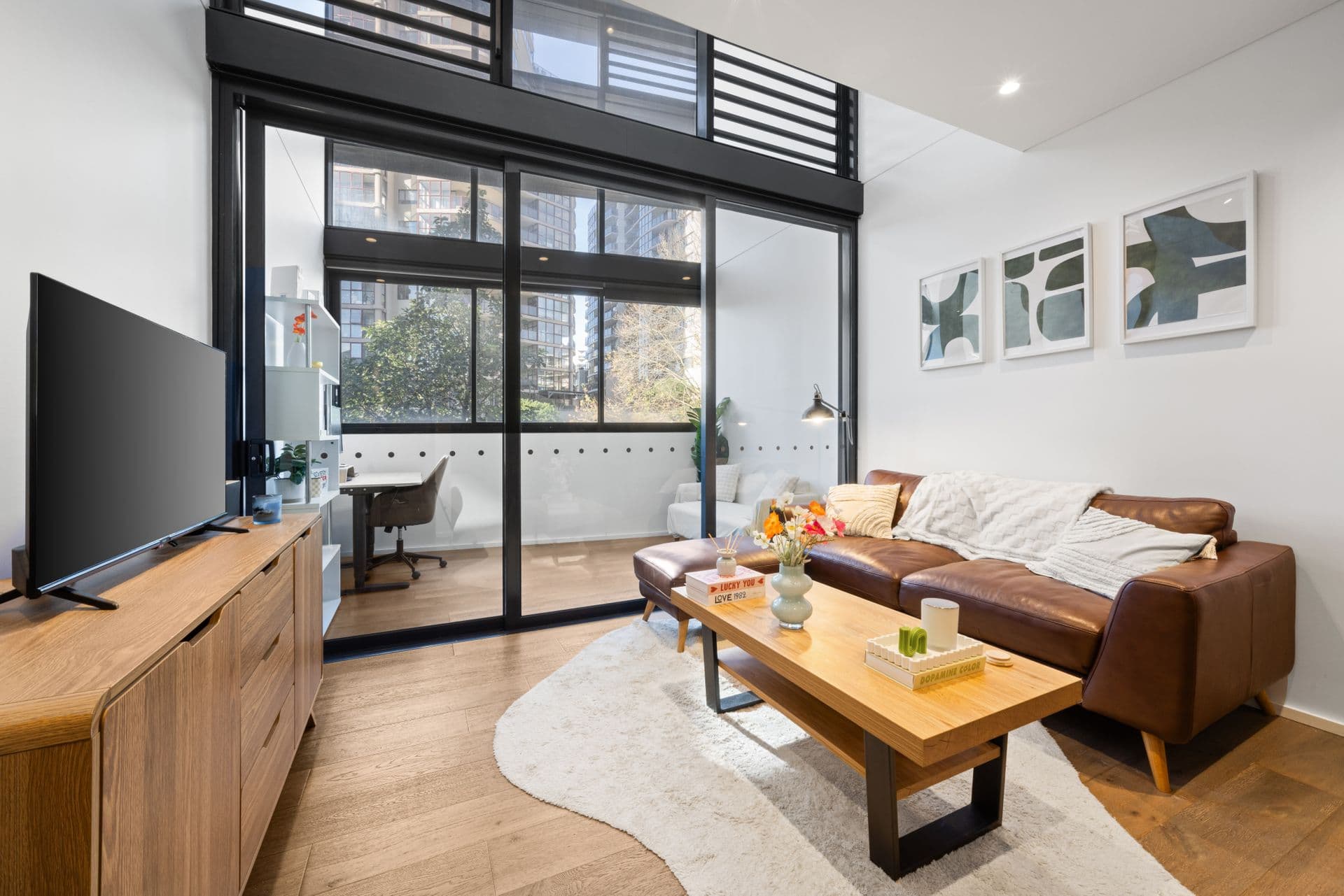 203/241 Oxford Street, Bondi Junction, NSW, 2022, Bondi Junction - Thumbnail 2