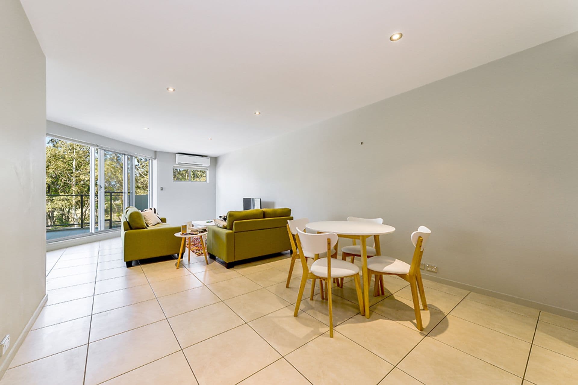 9/12 Portwood Street, Redcliffe, QLD, 4020, Redcliffe - Thumbnail 2