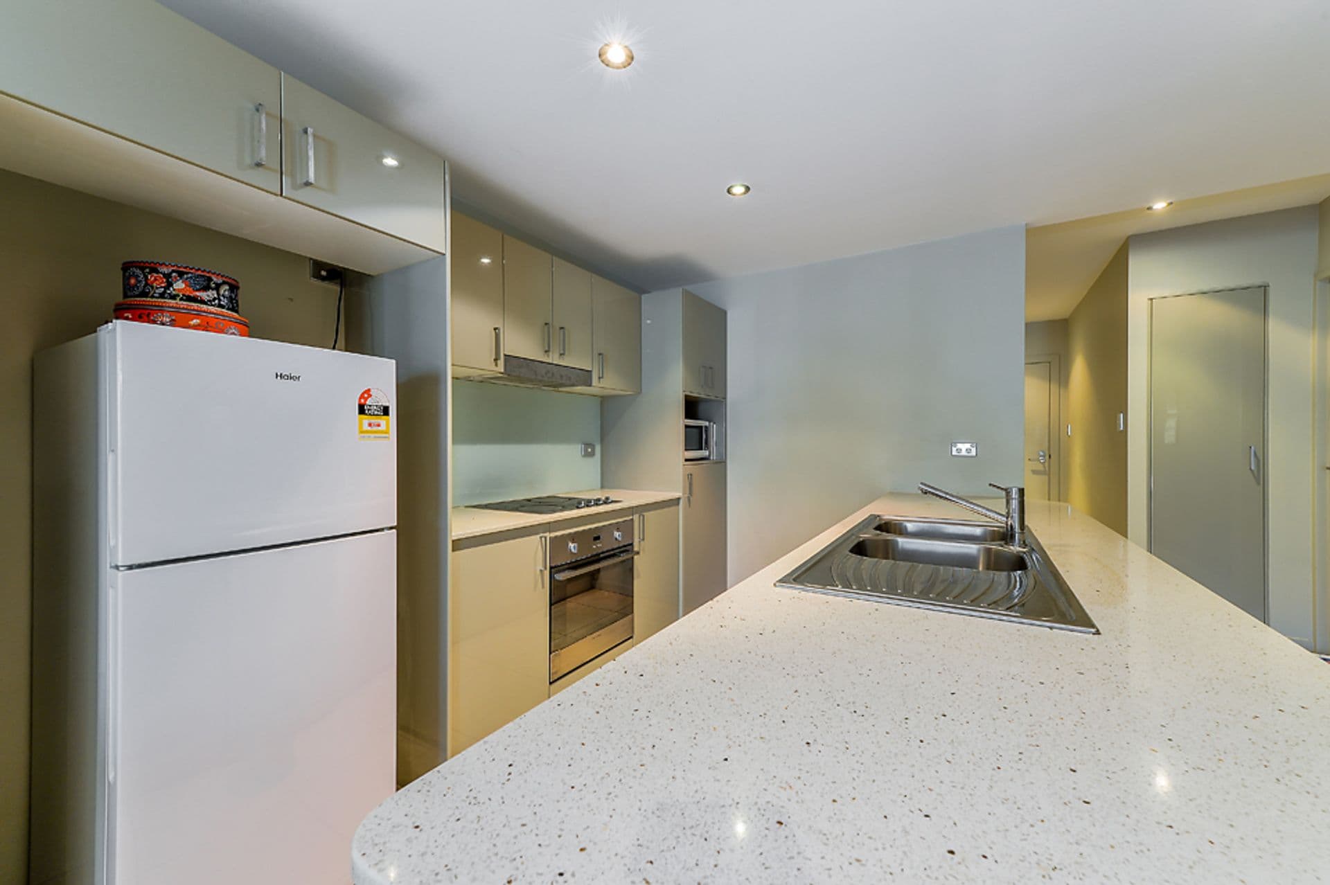 9/12 Portwood Street, Redcliffe, QLD, 4020, Redcliffe - Thumbnail 3