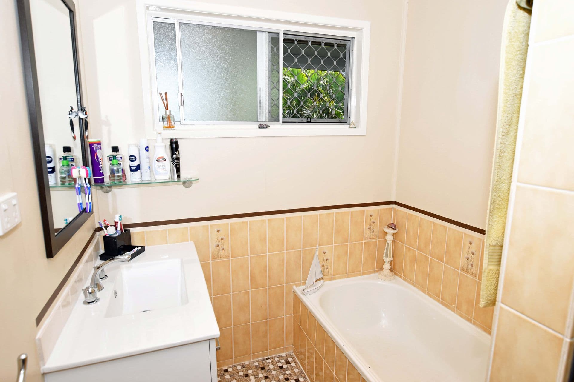 325  Elizabeth Ave, Clontarf, QLD, 4019, Clontarf - Thumbnail 6