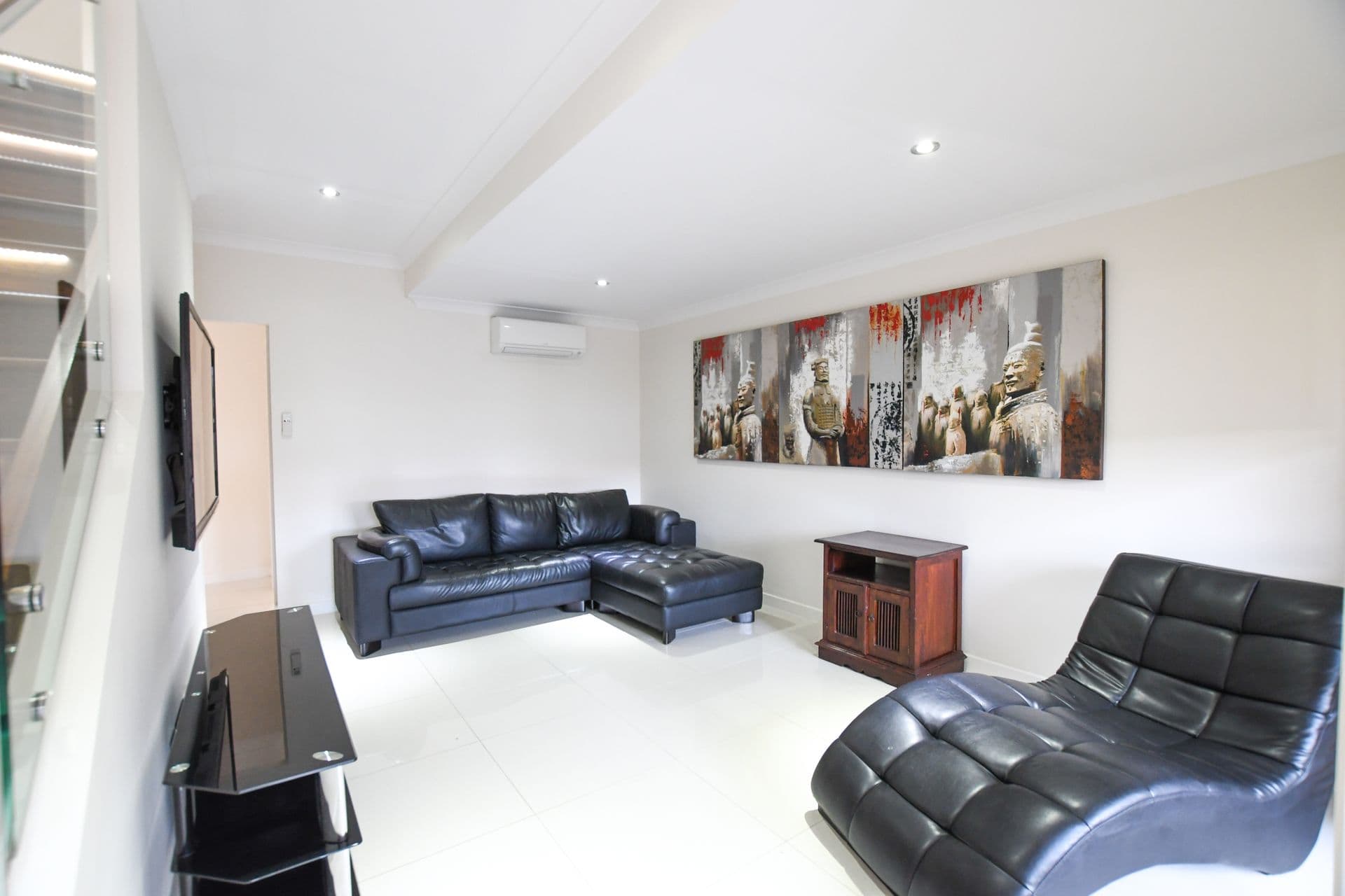 2/396 SCARBOROUGH ROAD, Scarborough, QLD, 4020, Scarborough - Thumbnail 2