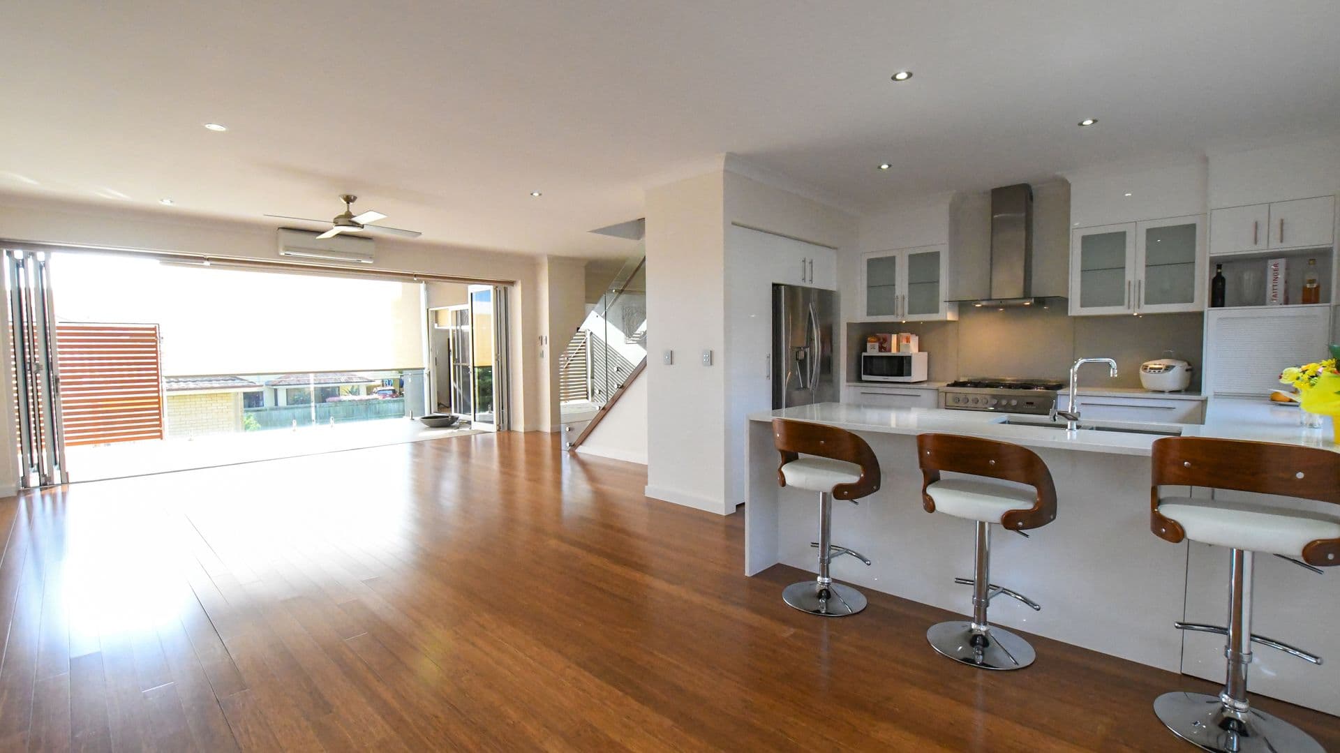 2/396 SCARBOROUGH ROAD, Scarborough, QLD, 4020, Scarborough - Thumbnail 3