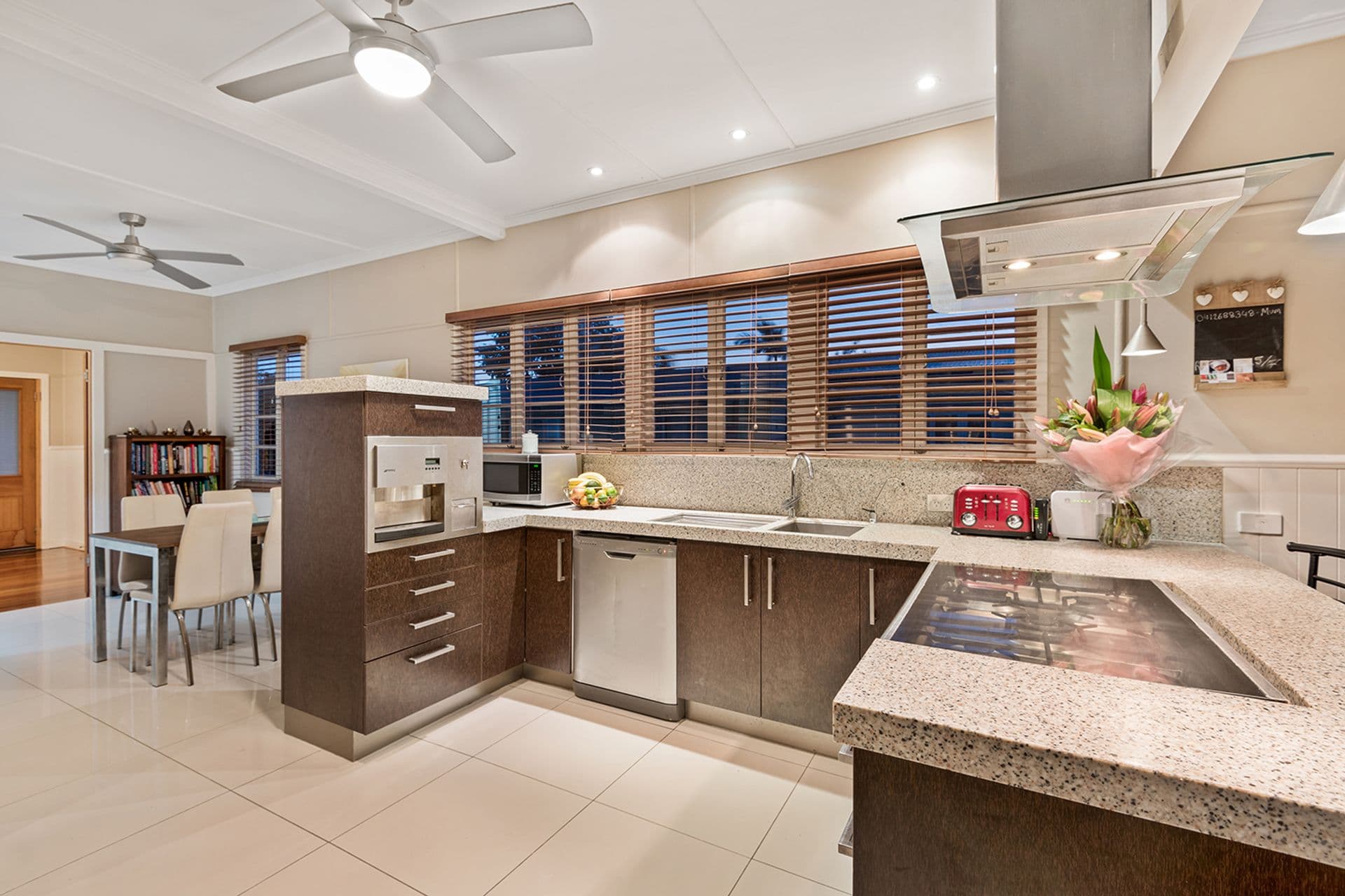 42 Gerald Ave, Clontarf, QLD, 4019, Clontarf - Thumbnail 3