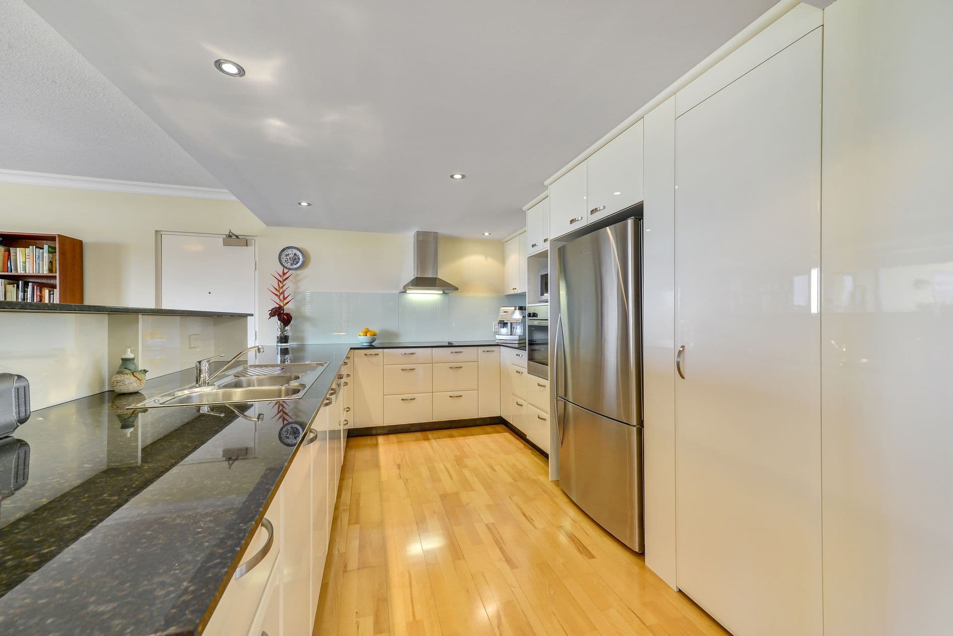 8/36 Prince Edward Parade, Redcliffe, QLD, 4020, Redcliffe - Thumbnail 3