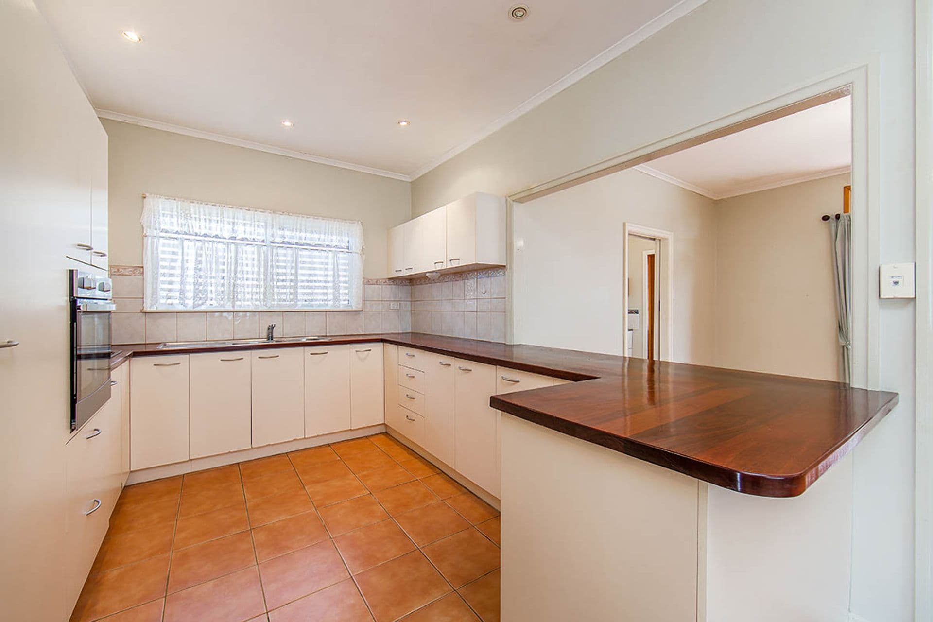 27 Maryborough Terrace, Scarborough, QLD, 4020, Scarborough - Thumbnail 7