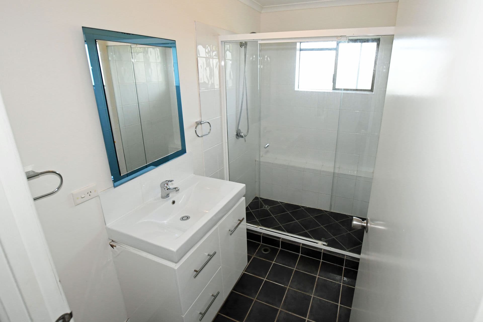 4/137 Prince Edward Parade, Scarborough, QLD, 4020, Scarborough - Thumbnail 4