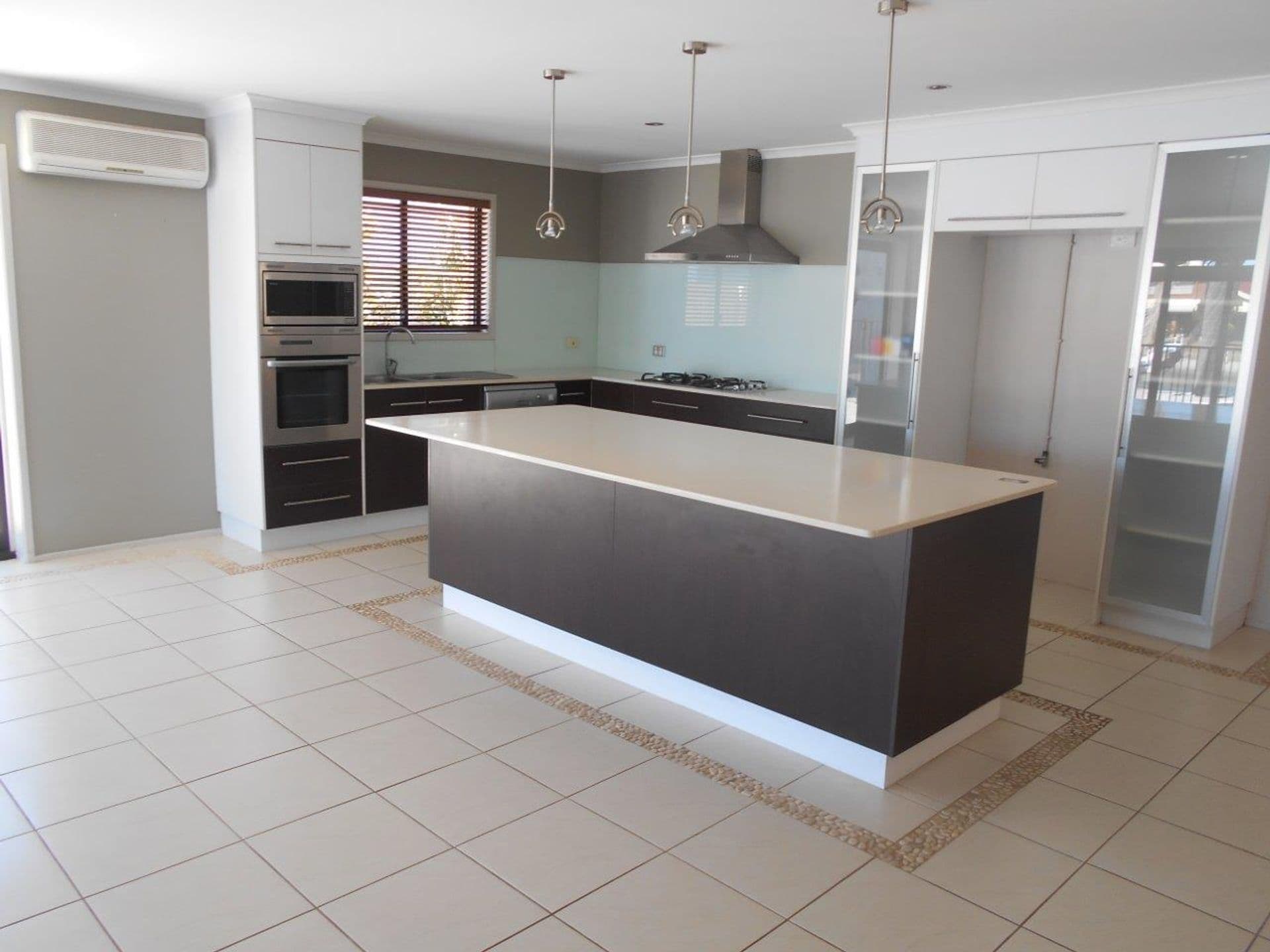 16 AUSTRALIA  COURT, Newport, QLD, 4020, Newport - Thumbnail 6