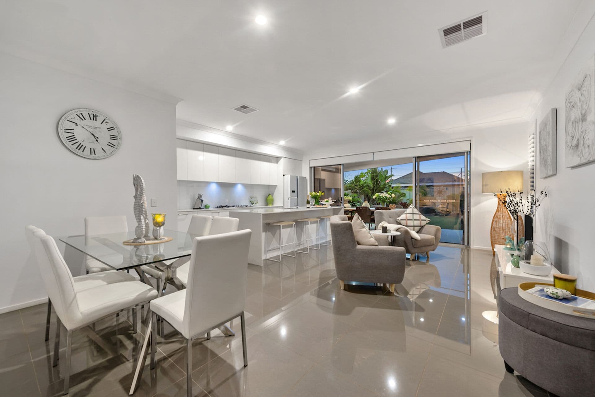 48 Arthur Street, Woody Point, QLD, 4019, Woody Point - Thumbnail 2