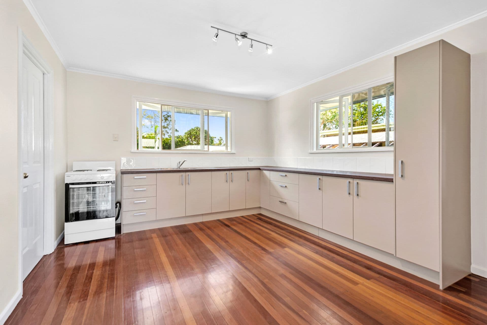 11 Belvedere Street, Clontarf, QLD, 4019, Clontarf - Thumbnail 4