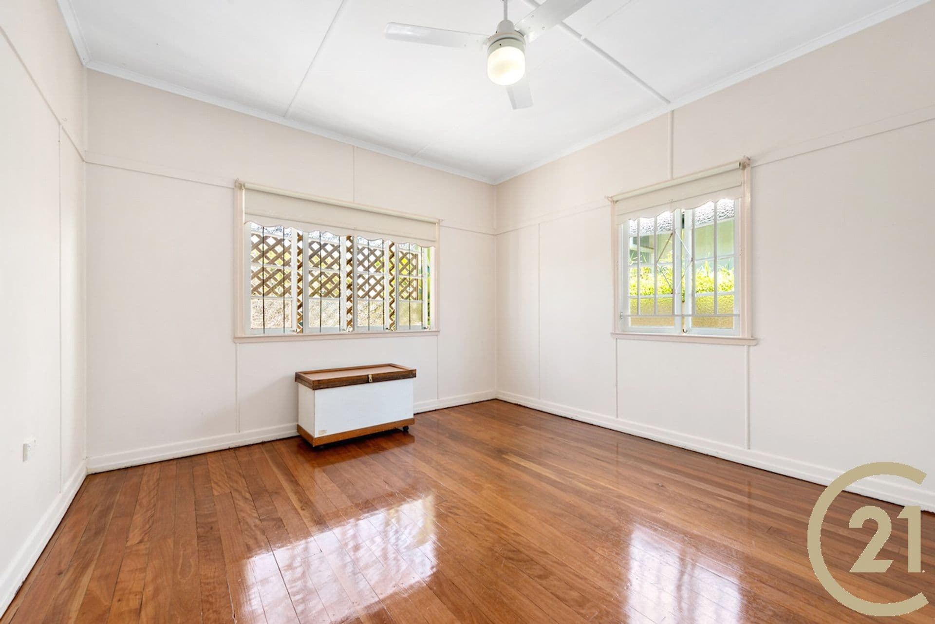 560 Oxley Ave, Redcliffe, QLD, 4020, Redcliffe - Thumbnail 2
