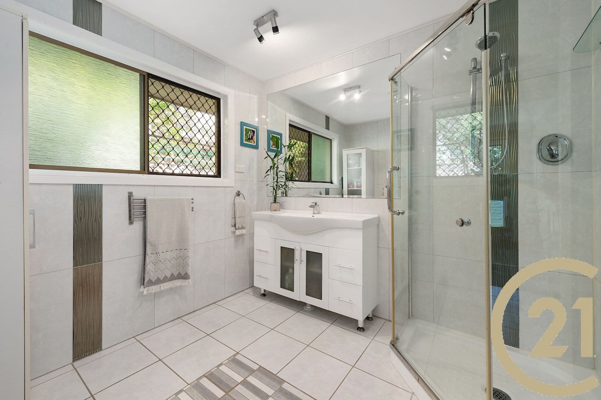 36 Sunnyside Road, Scarborough, QLD, 4020, Scarborough - Thumbnail 8