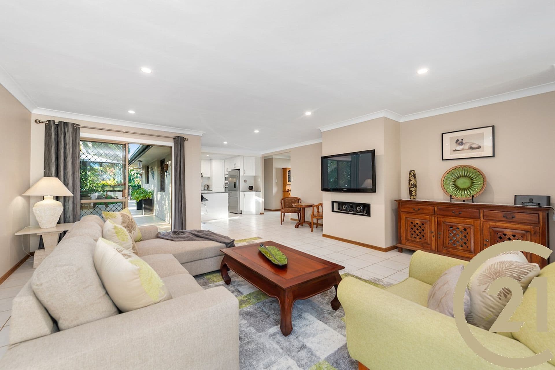 36 Sunnyside Road, Scarborough, QLD, 4020, Scarborough - Thumbnail 2