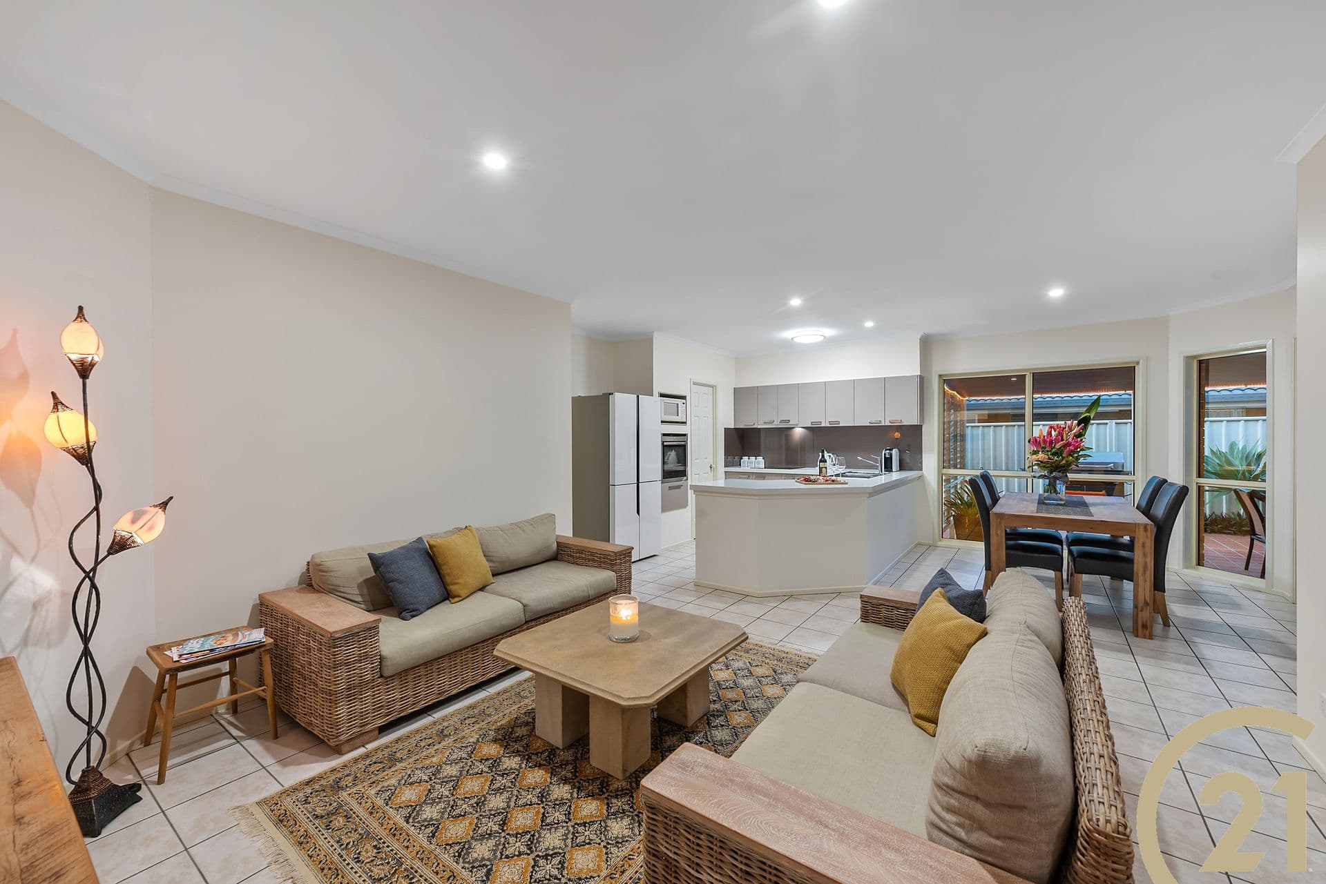 6 Daniel Court, Scarborough, QLD, 4020, Scarborough - Thumbnail 2