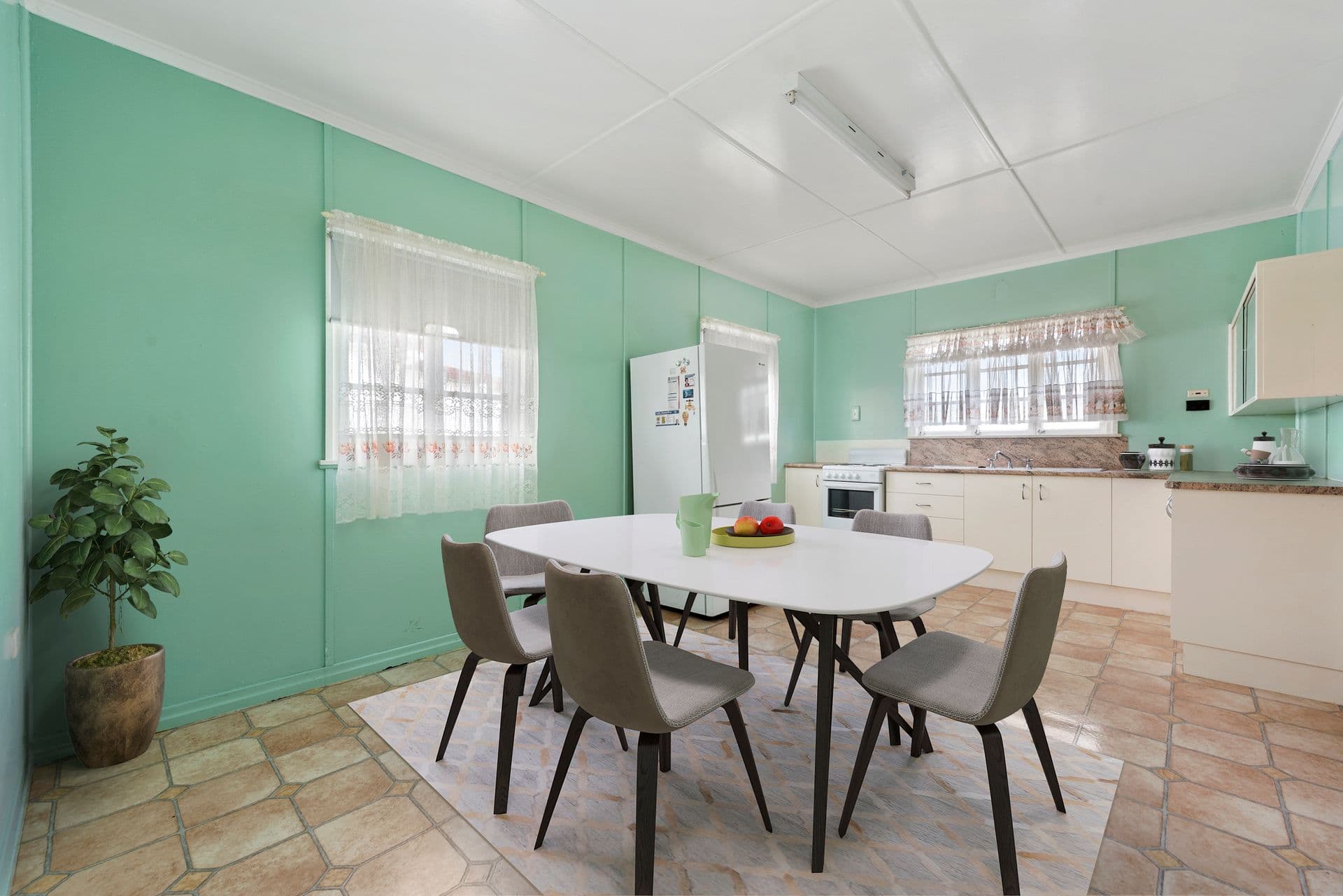 33 Hardiman Street, Woody Point, QLD, 4019, Woody Point - Thumbnail 4