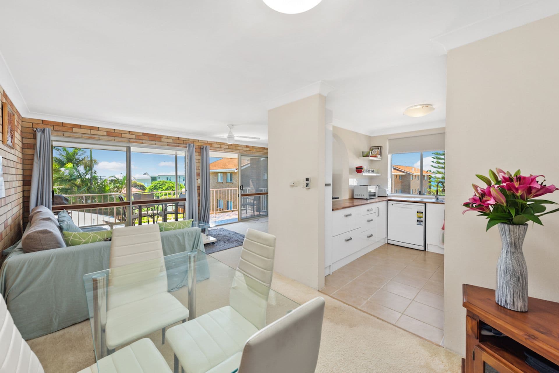 9/8 Moffatt Street, Scarborough, QLD, 4020, Scarborough - Thumbnail 2