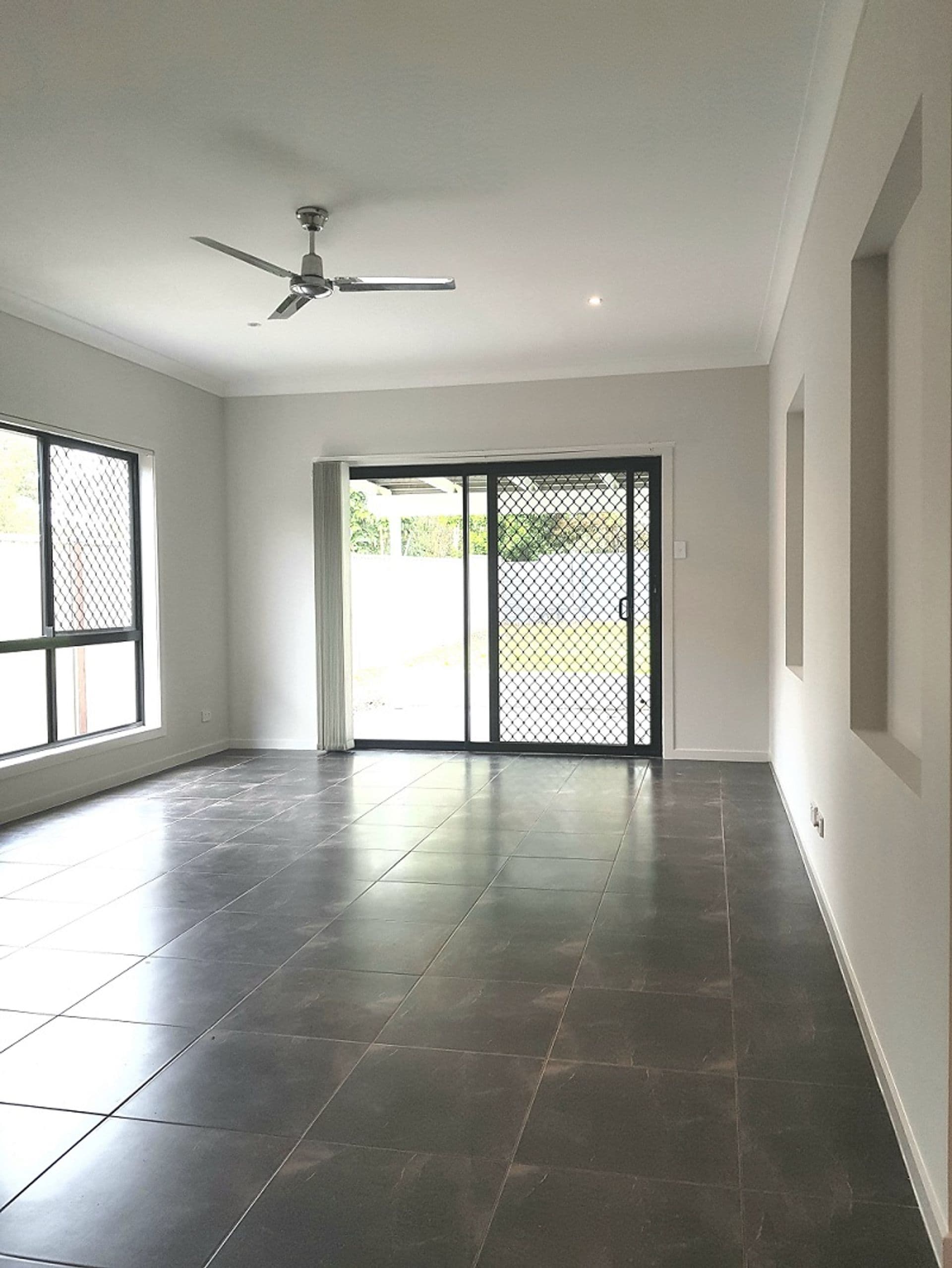 2/33 Lisa Street, Deception Bay, QLD, 4508, Deception Bay - Thumbnail 8