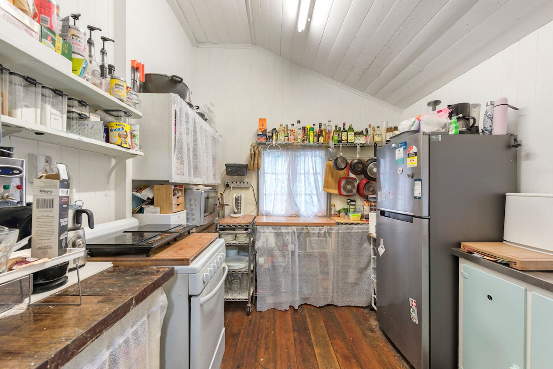 168 Prince Edward Parade, Scarborough, QLD, 4020, Scarborough - Thumbnail 2