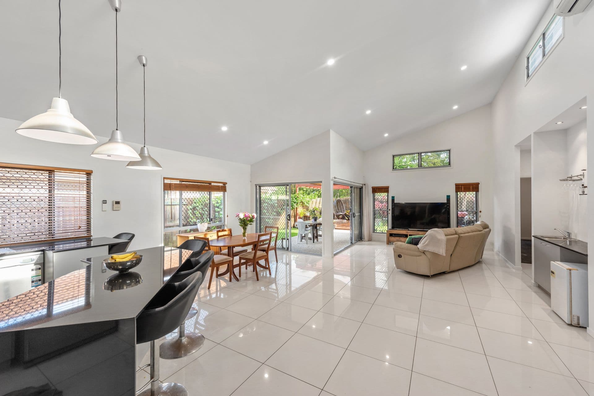 29 Eugenia Avenue, Rothwell, QLD, 4022, Rothwell - Thumbnail 2