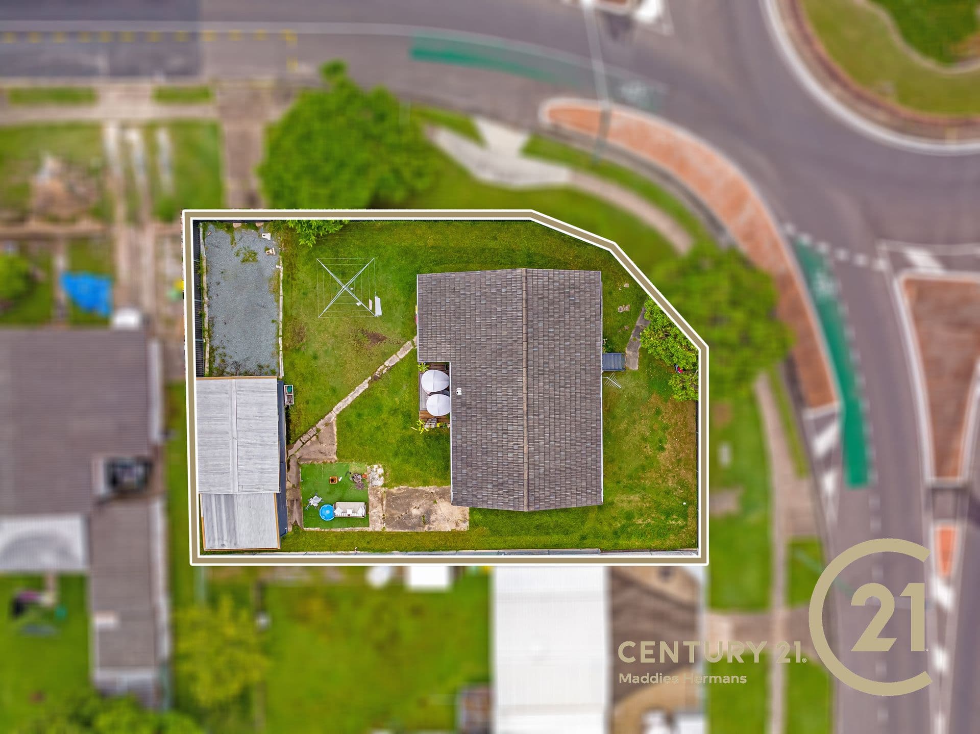64 Griffith Road, Scarborough, QLD, 4020, Scarborough - Thumbnail 2