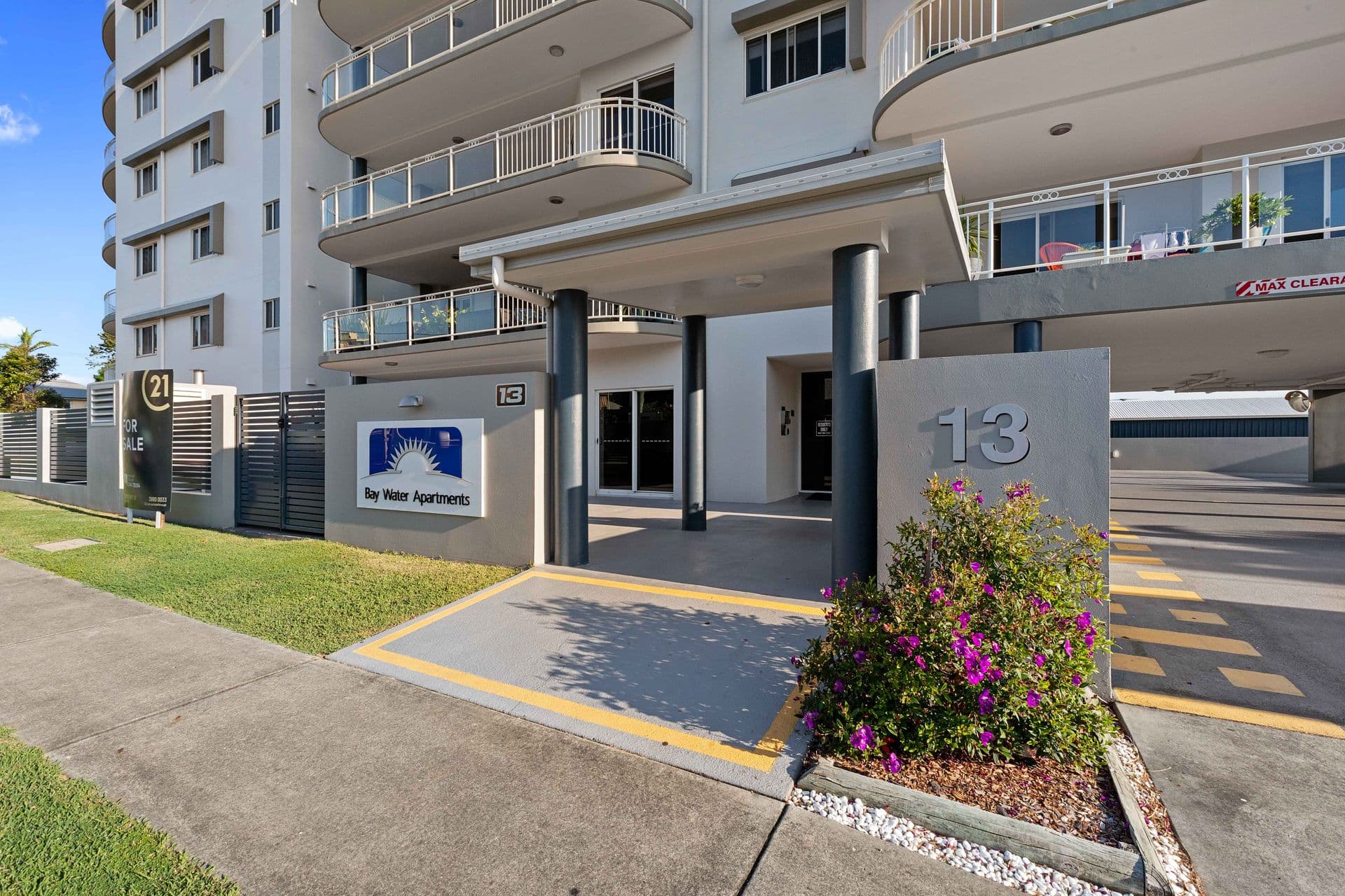 9/13 Louis Street, Redcliffe, QLD, 4020, Redcliffe - Thumbnail 2