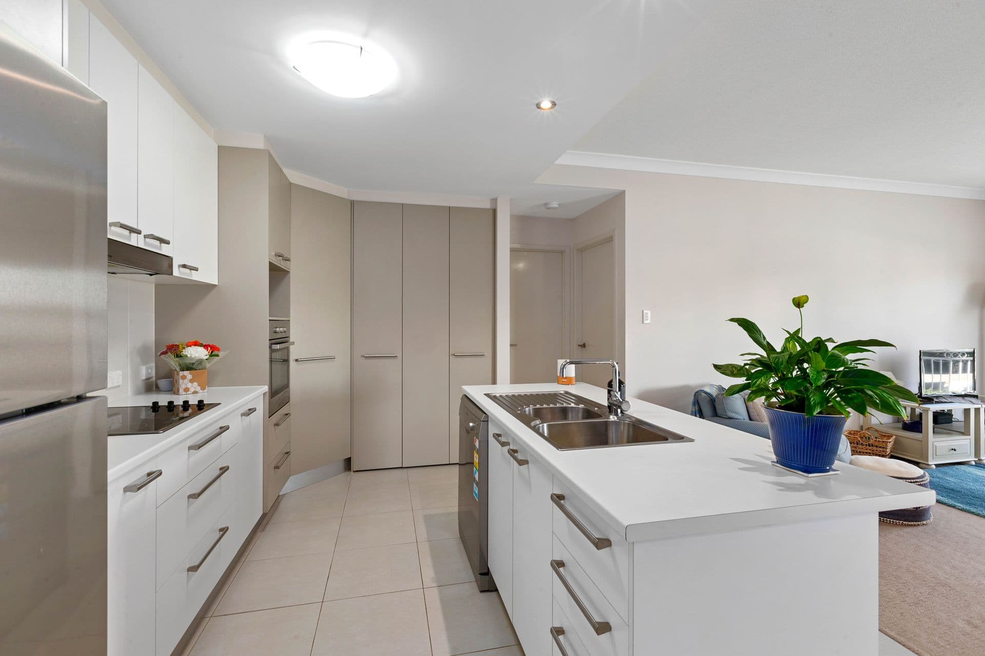 9/13 Louis Street, Redcliffe, QLD, 4020, Redcliffe - Thumbnail 3